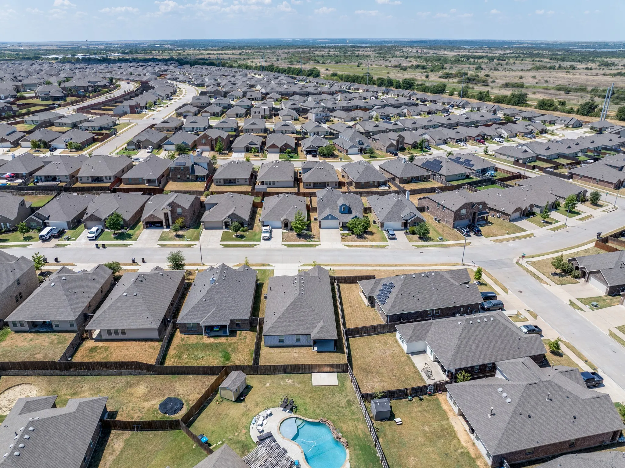 Single Family Residence For Sale in Tarrant County , 8425 High Garden Street, Fort Worth, Texas 76123, 5 Bedroom, 3 Bathroom, 2 Garage spaces, 2,126 Sqft, built in 2021, mls#21352373, Real Estate Agent in Fort Worth, Homes For Sale in Tarrant county, Homes For Sale in Fort Worth, Realtor in Fort Worth Texas, Real Estate Brokerage Independent Realty Texas, Luminita Cordes Realtor