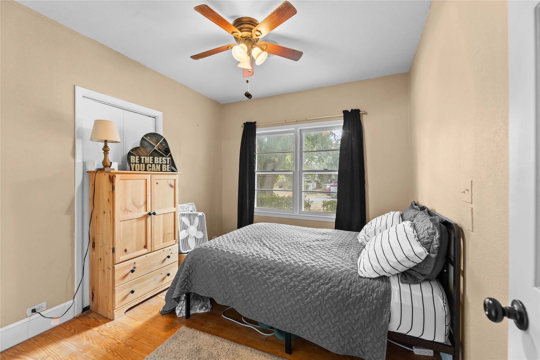 Single Family Residence For Sale in Bosque County , 207 S Erath, Meridian, Texas 76665, 2 Bedroom, 2 Bathroom, 1 Garage spaces, 1,264 Sqft, built in 1932, mls#21376256, Real Estate Agent in Meridian, Homes For Sale in Bosque county, Homes For Sale in Meridian, Realtor in Meridian Texas, Real Estate Brokerage Independent Realty Texas, Luminita Cordes Realtor