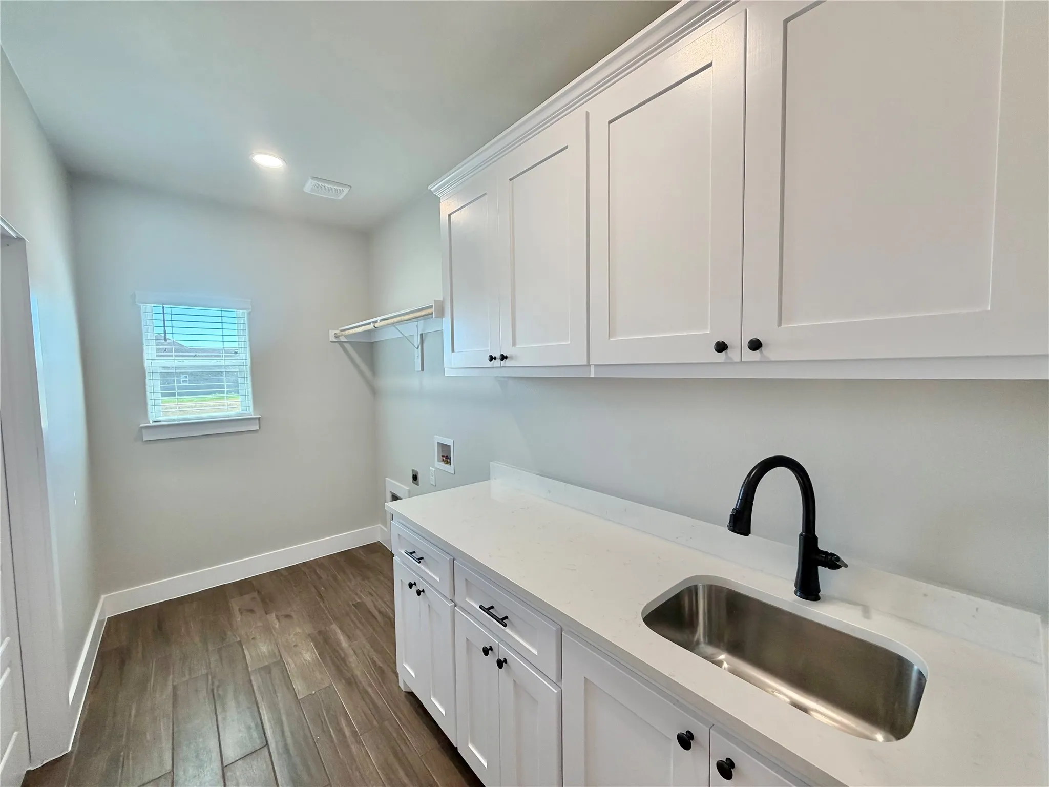Single Family Residence For Sale in Parker County , 1013 Sabrina Court, Weatherford, Texas 76085, 4 Bedroom, 3 Bathroom, 2 Garage spaces, 2,160 Sqft, built in 2026, mls#21376409, Real Estate Agent in Weatherford, Homes For Sale in Parker county, Homes For Sale in Weatherford, Realtor in Weatherford Texas, Real Estate Brokerage Independent Realty Texas, Luminita Cordes Realtor