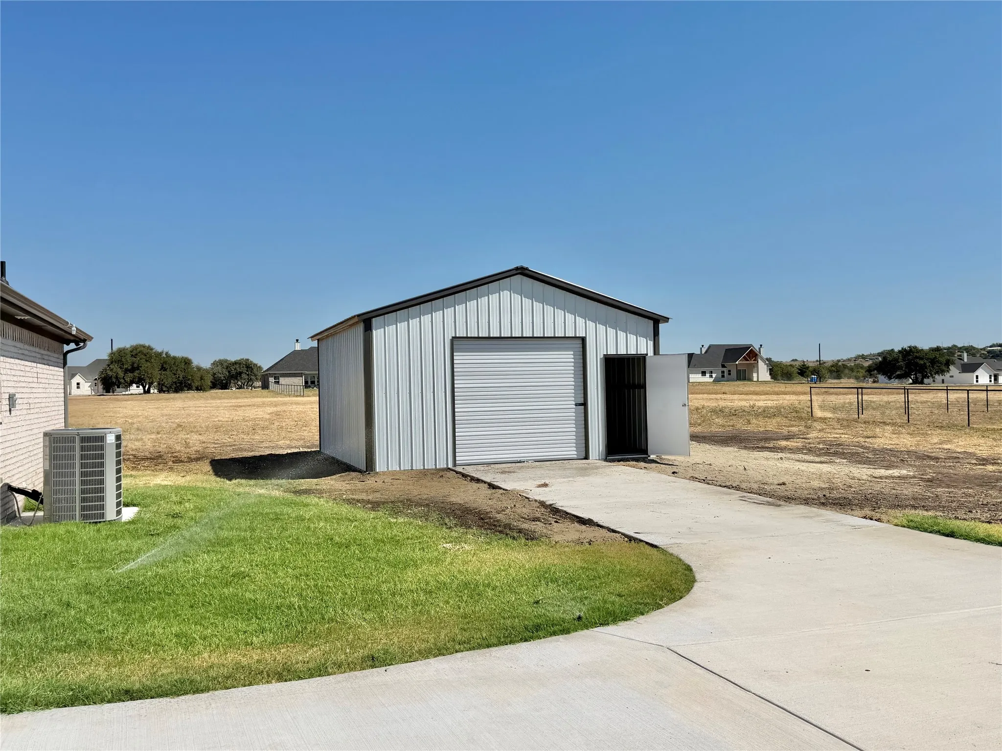 Single Family Residence For Sale in Parker County , 1013 Sabrina Court, Weatherford, Texas 76085, 4 Bedroom, 3 Bathroom, 2 Garage spaces, 2,160 Sqft, built in 2026, mls#21376409, Real Estate Agent in Weatherford, Homes For Sale in Parker county, Homes For Sale in Weatherford, Realtor in Weatherford Texas, Real Estate Brokerage Independent Realty Texas, Luminita Cordes Realtor