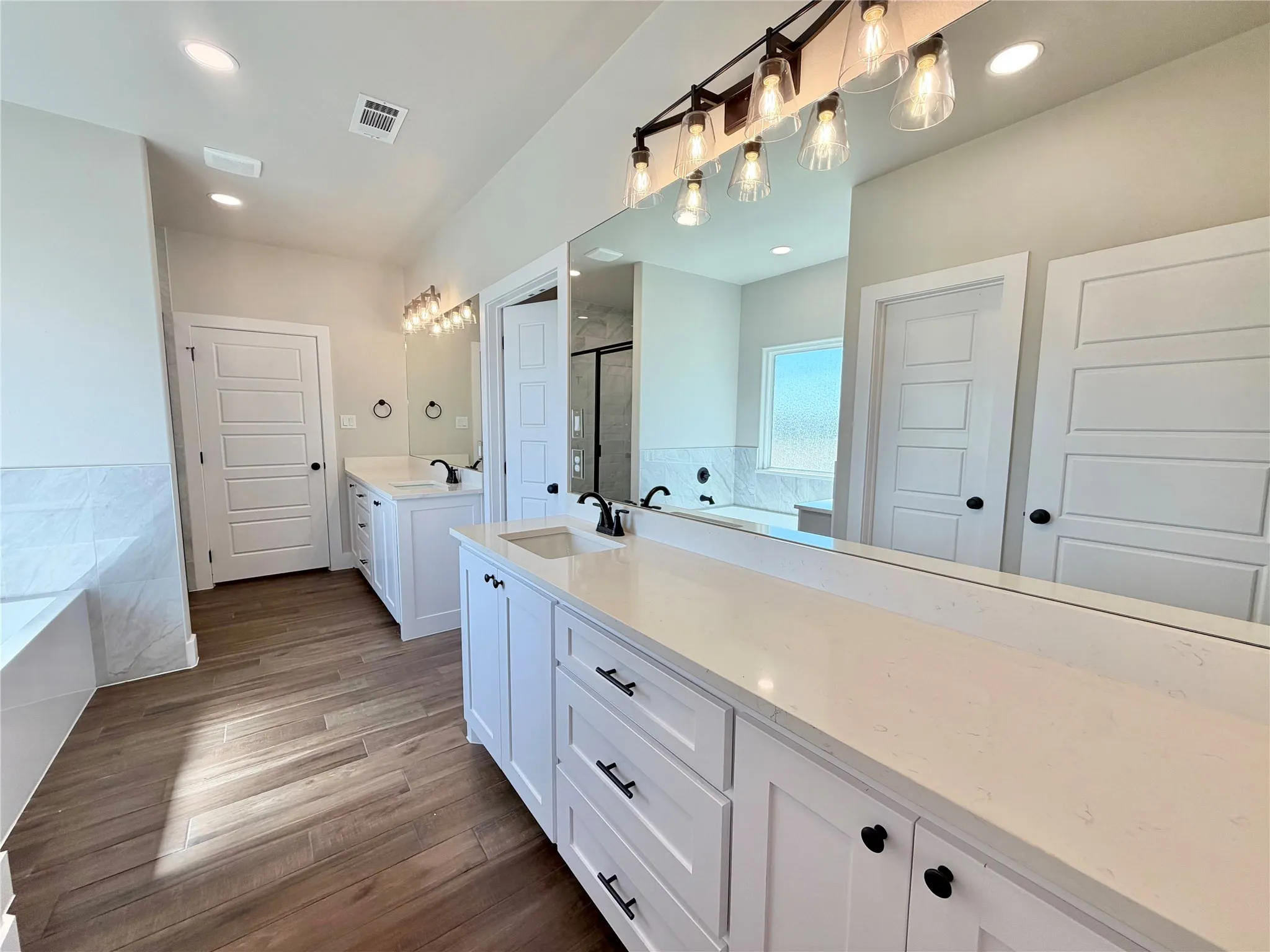 Single Family Residence For Sale in Parker County , 1013 Sabrina Court, Weatherford, Texas 76085, 4 Bedroom, 3 Bathroom, 2 Garage spaces, 2,160 Sqft, built in 2026, mls#21376409, Real Estate Agent in Weatherford, Homes For Sale in Parker county, Homes For Sale in Weatherford, Realtor in Weatherford Texas, Real Estate Brokerage Independent Realty Texas, Luminita Cordes Realtor