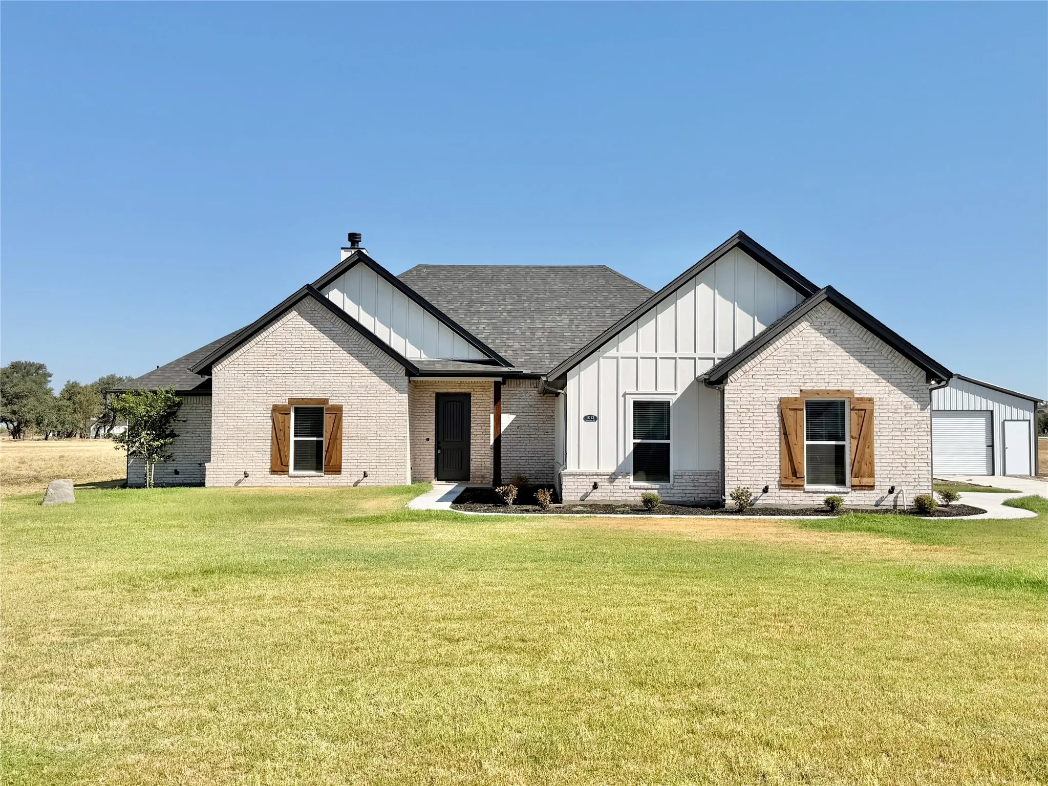Single Family Residence For Sale in Parker County , 1013 Sabrina Court, Weatherford, Texas 76085, 4 Bedroom, 3 Bathroom, 2 Garage spaces, 2,160 Sqft, built in 2026, mls#21376409, Real Estate Agent in Weatherford, Homes For Sale in Parker county, Homes For Sale in Weatherford, Realtor in Weatherford Texas, Real Estate Brokerage Independent Realty Texas, Luminita Cordes Realtor