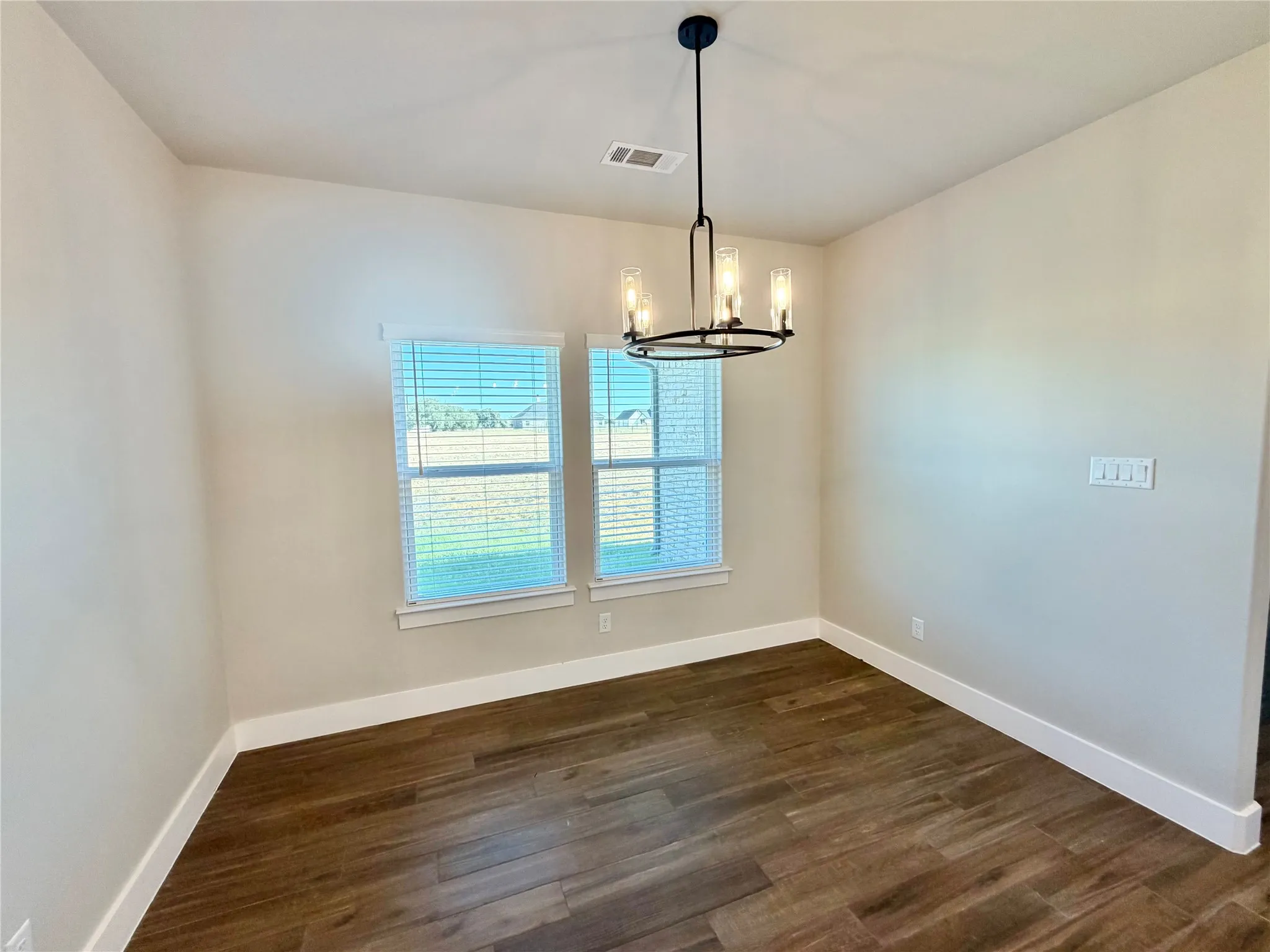 Single Family Residence For Sale in Parker County , 1013 Sabrina Court, Weatherford, Texas 76085, 4 Bedroom, 3 Bathroom, 2 Garage spaces, 2,160 Sqft, built in 2026, mls#21376409, Real Estate Agent in Weatherford, Homes For Sale in Parker county, Homes For Sale in Weatherford, Realtor in Weatherford Texas, Real Estate Brokerage Independent Realty Texas, Luminita Cordes Realtor