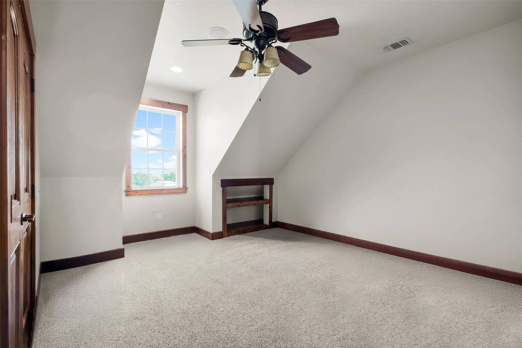 Farm For Sale in Denton County , 12491 Madison Lane, Justin, Texas 76247, 5 Bedroom, 6 Bathroom, 3 Garage spaces, 13,071 Sqft, built in 2008, mls#21376449, Real Estate Agent in Justin, Homes For Sale in Denton county, Homes For Sale in Justin, Realtor in Justin Texas, Real Estate Brokerage Independent Realty Texas, Luminita Cordes Realtor