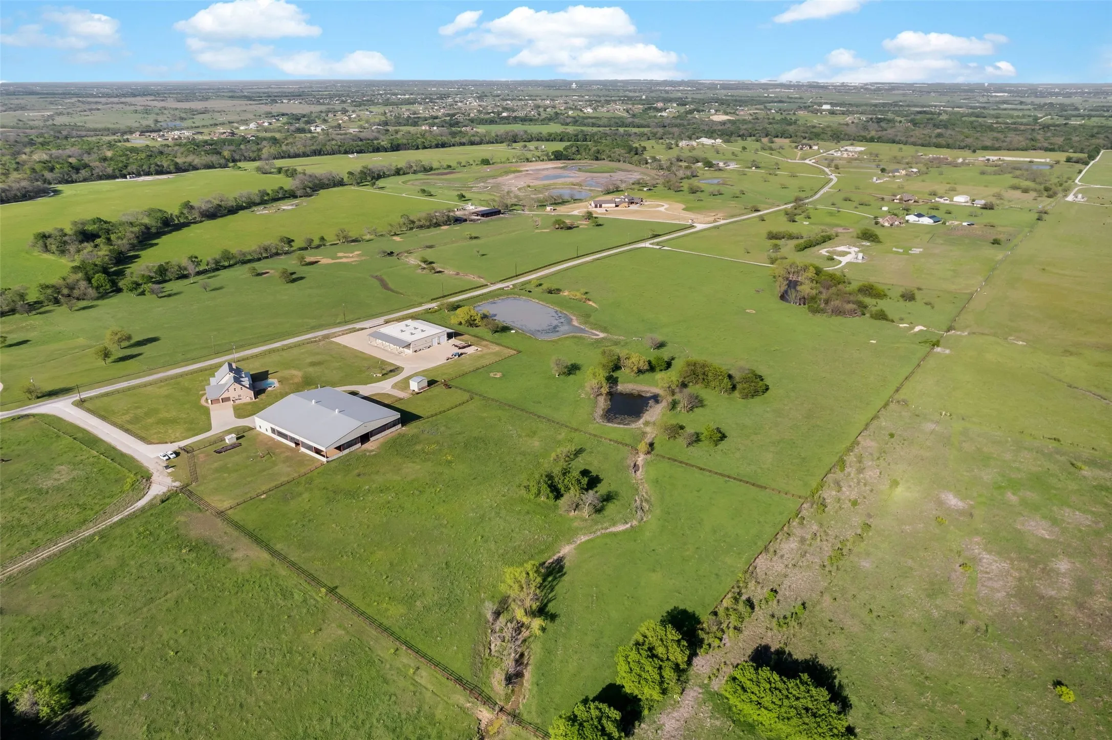 Farm For Sale in Denton County , 12491 Madison Lane, Justin, Texas 76247, 5 Bedroom, 6 Bathroom, 3 Garage spaces, 13,071 Sqft, built in 2008, mls#21376449, Real Estate Agent in Justin, Homes For Sale in Denton county, Homes For Sale in Justin, Realtor in Justin Texas, Real Estate Brokerage Independent Realty Texas, Luminita Cordes Realtor