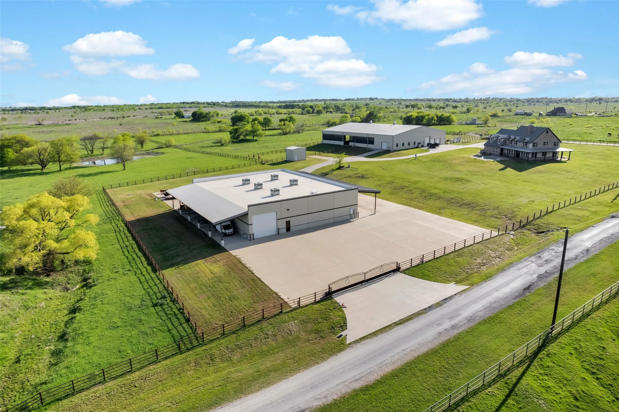 Farm For Sale in Denton County , 12491 Madison Lane, Justin, Texas 76247, 5 Bedroom, 6 Bathroom, 3 Garage spaces, 13,071 Sqft, built in 2008, mls#21376449, Real Estate Agent in Justin, Homes For Sale in Denton county, Homes For Sale in Justin, Realtor in Justin Texas, Real Estate Brokerage Independent Realty Texas, Luminita Cordes Realtor