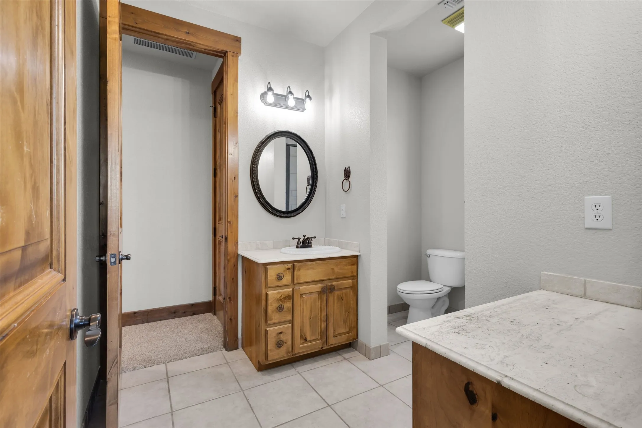 Farm For Sale in Denton County , 12491 Madison Lane, Justin, Texas 76247, 5 Bedroom, 6 Bathroom, 3 Garage spaces, 13,071 Sqft, built in 2008, mls#21376449, Real Estate Agent in Justin, Homes For Sale in Denton county, Homes For Sale in Justin, Realtor in Justin Texas, Real Estate Brokerage Independent Realty Texas, Luminita Cordes Realtor