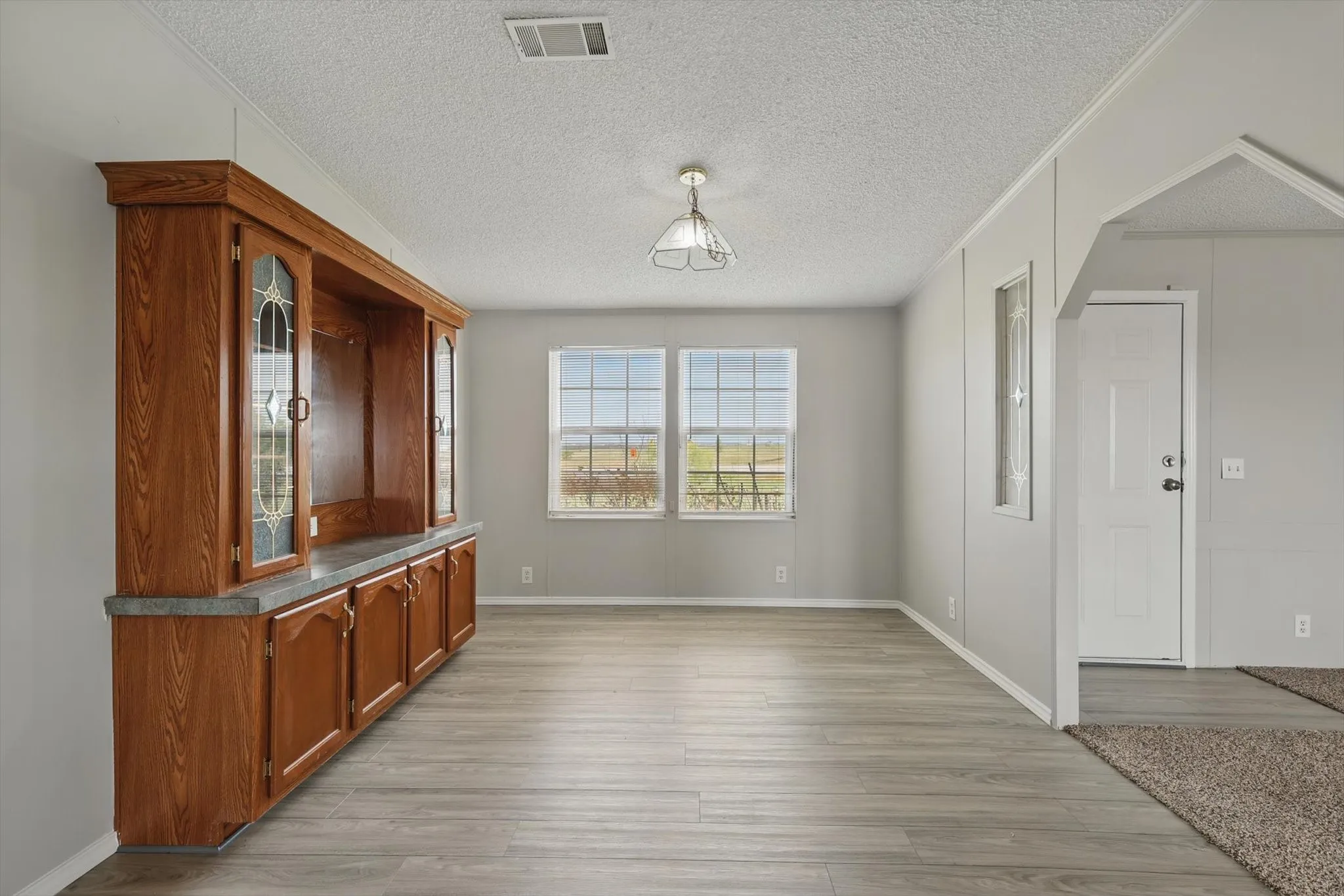 Mobile Home For Rent in Denton County , 6094 Smiley Road, Celina, Texas 75009, 3 Bedroom, 2 Bathroom, Garage spaces, 1,848 Sqft, built in 1997, mls#21375960, Real Estate Agent in Celina, Homes For Rent in Denton county, Homes For Rent in Celina, Realtor in Celina Texas, Real Estate Brokerage Independent Realty Texas, Luminita Cordes Realtor