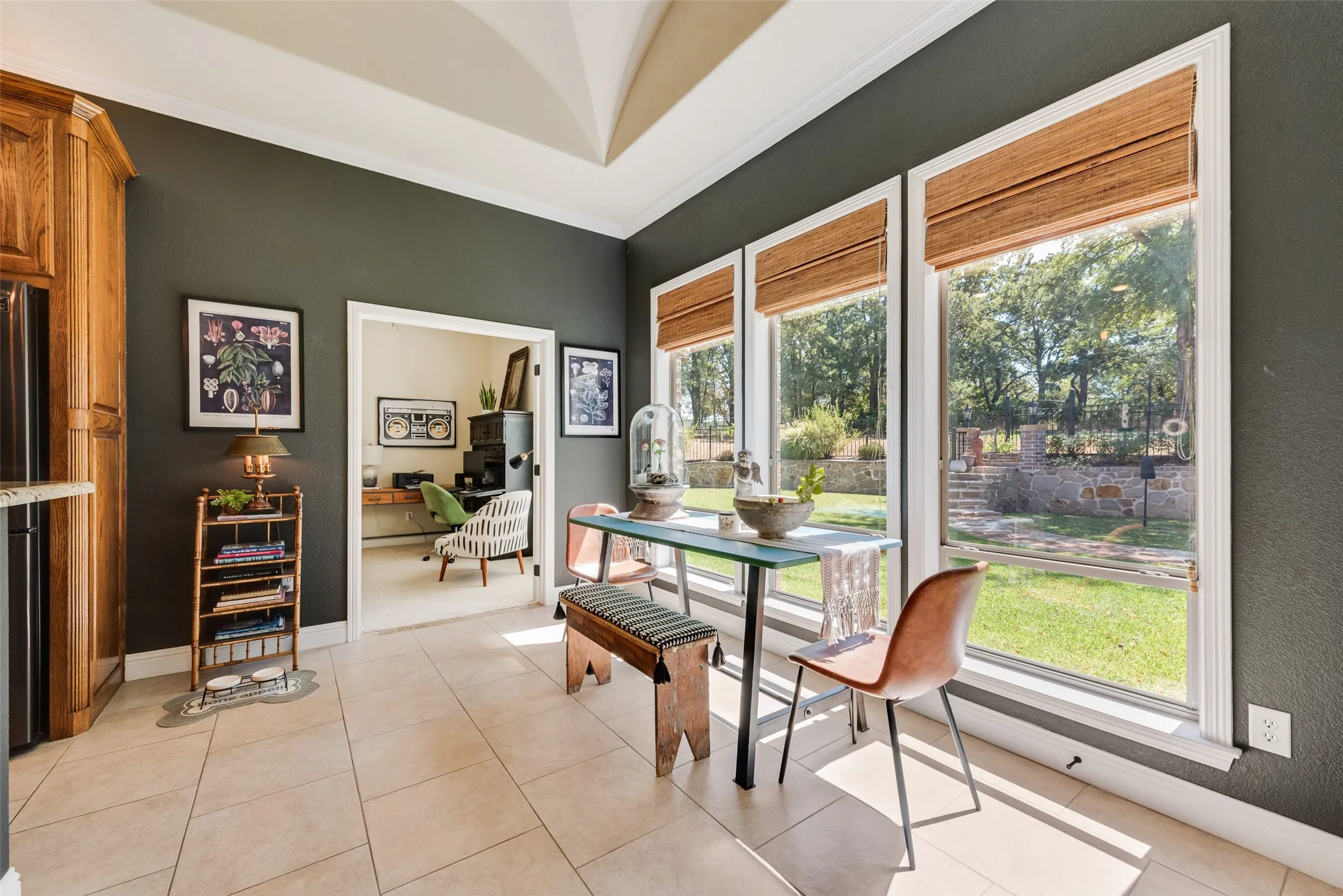 Single Family Residence For Sale in Parker County , 112 Trailview Lane, Weatherford, Texas 76088, 4 Bedroom, 4 Bathroom, 3 Garage spaces, 2,996 Sqft, built in 2008, mls#21376549, Real Estate Agent in Weatherford, Homes For Sale in Parker county, Homes For Sale in Weatherford, Realtor in Weatherford Texas, Real Estate Brokerage Independent Realty Texas, Luminita Cordes Realtor