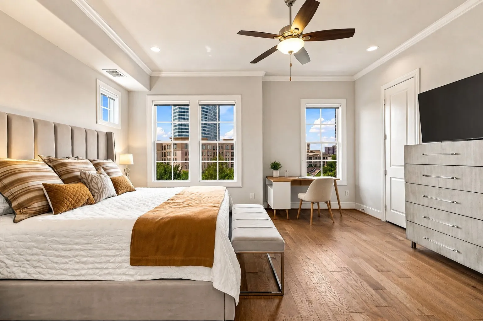 Townhouse For Sale in Dallas County , 5217 Baker Boulevard, Irving, Texas 75039, 3 Bedroom, 4 Bathroom, 2 Garage spaces, 2,453 Sqft, built in 2018, mls#21374274, Real Estate Agent in Irving, Homes For Sale in Dallas county, Homes For Sale in Irving, Realtor in Irving Texas, Real Estate Brokerage Independent Realty Texas, Luminita Cordes Realtor