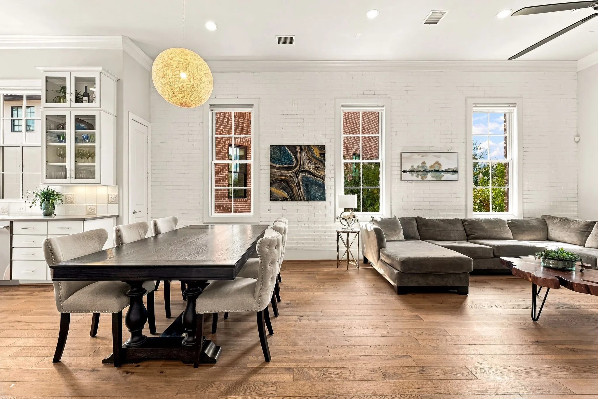 Townhouse For Sale in Dallas County , 5217 Baker Boulevard, Irving, Texas 75039, 3 Bedroom, 4 Bathroom, 2 Garage spaces, 2,453 Sqft, built in 2018, mls#21374274, Real Estate Agent in Irving, Homes For Sale in Dallas county, Homes For Sale in Irving, Realtor in Irving Texas, Real Estate Brokerage Independent Realty Texas, Luminita Cordes Realtor