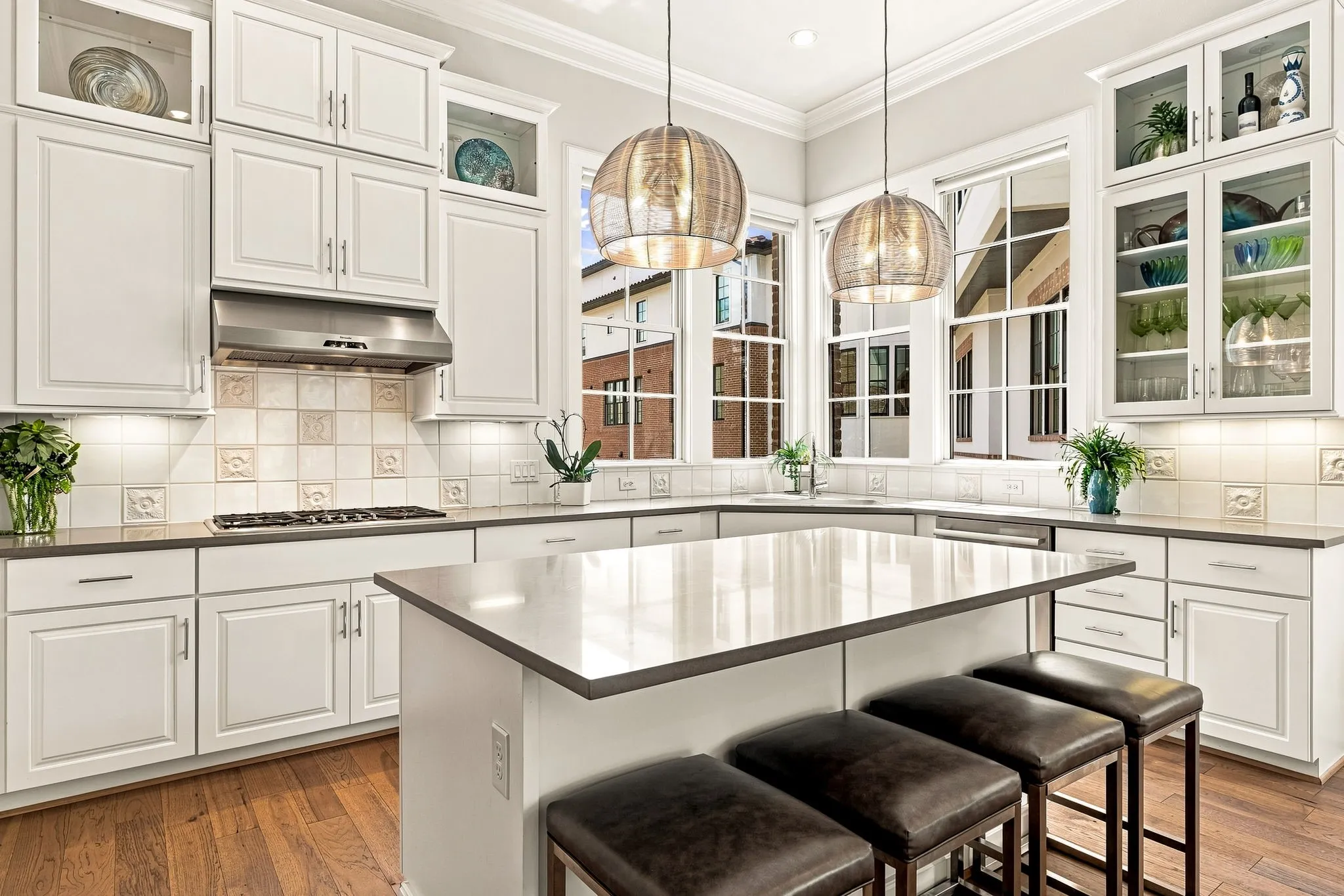 Thermador appliances bring professional-grade performance and a refined finish to the kitchen.