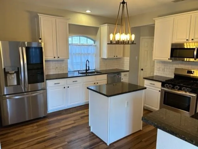 Single Family Residence For Rent in Collin County , 771 Whitman Place, Allen, Texas 75002, 4 Bedroom, 3 Bathroom, 2 Garage spaces, 2,677 Sqft, built in 1998, mls#21376550, Real Estate Agent in Allen, Homes For Rent in Collin county, Homes For Rent in Allen, Realtor in Allen Texas, Real Estate Brokerage Independent Realty Texas, Luminita Cordes Realtor