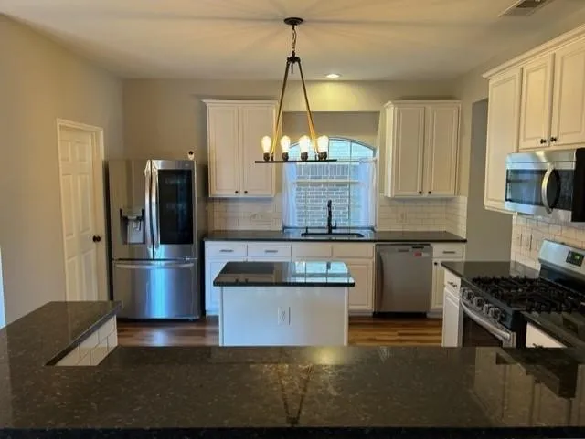 Single Family Residence For Rent in Collin County , 771 Whitman Place, Allen, Texas 75002, 4 Bedroom, 3 Bathroom, 2 Garage spaces, 2,677 Sqft, built in 1998, mls#21376550, Real Estate Agent in Allen, Homes For Rent in Collin county, Homes For Rent in Allen, Realtor in Allen Texas, Real Estate Brokerage Independent Realty Texas, Luminita Cordes Realtor