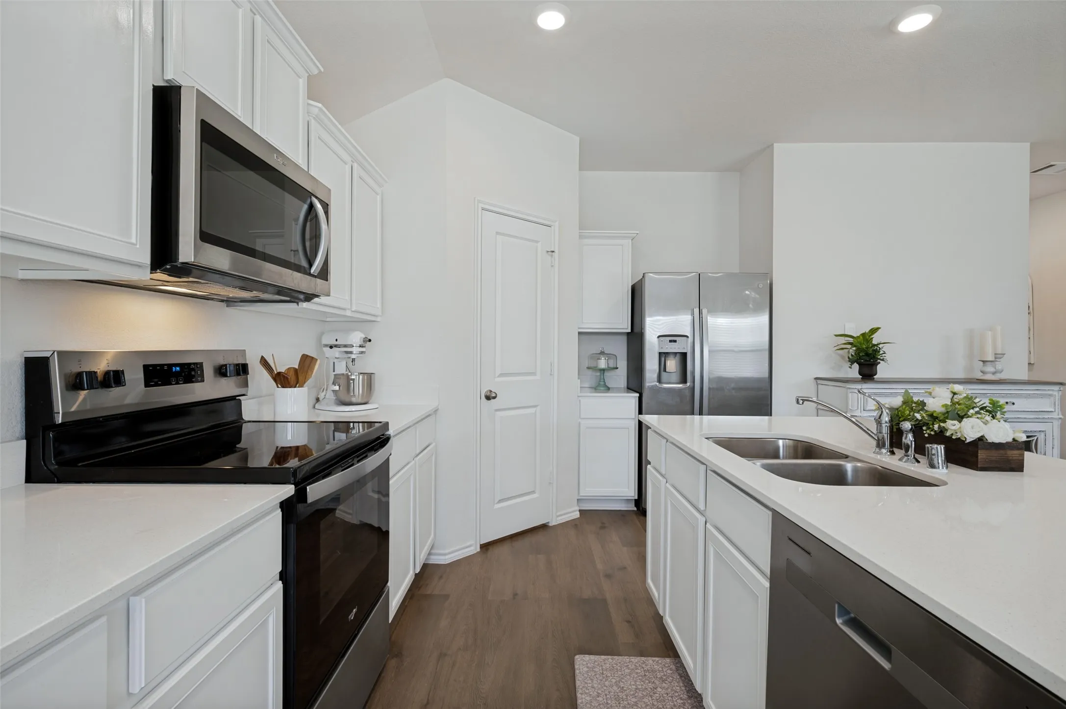 Kitchen with island is great for family meals and entertaining!