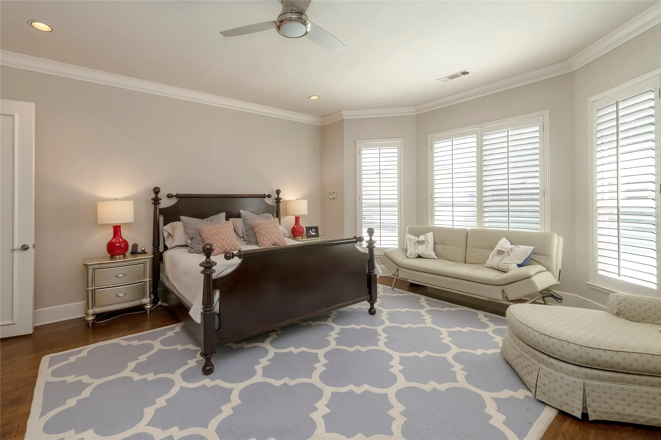Single Family Residence For Rent in Collin County , 5701 Templin Way, Plano, Texas 75093, 5 Bedroom, 6 Bathroom, 3 Garage spaces, 5,035 Sqft, built in 1995, mls#21376472, Real Estate Agent in Plano, Homes For Rent in Collin county, Homes For Rent in Plano, Realtor in Plano Texas, Real Estate Brokerage Independent Realty Texas, Luminita Cordes Realtor