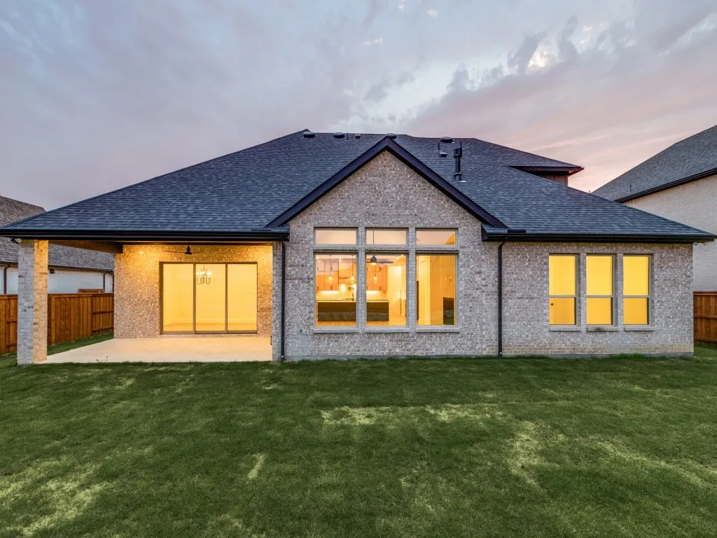 The entire family will enjoy the great outdoors in this private, fenced back yard!