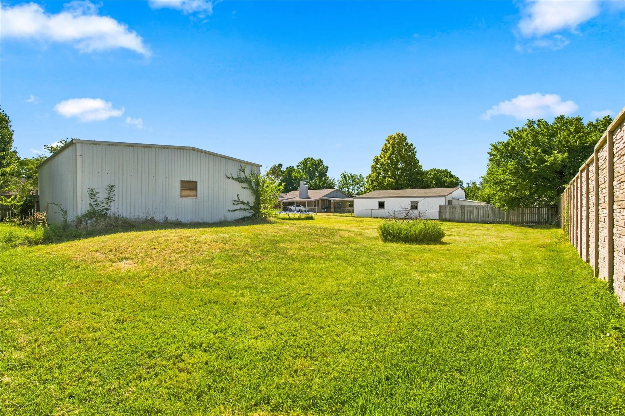 Improved Land For Sale in Tarrant County , 6800 Curtis Road, Colleyville, Texas 76034, 0, 0, Garage spaces, 0 Sqft, built in 1960, mls#21375644, Real Estate Agent in Colleyville, Homes For Sale in Tarrant county, Homes For Sale in Colleyville, Realtor in Colleyville Texas, Real Estate Brokerage Independent Realty Texas, Luminita Cordes Realtor