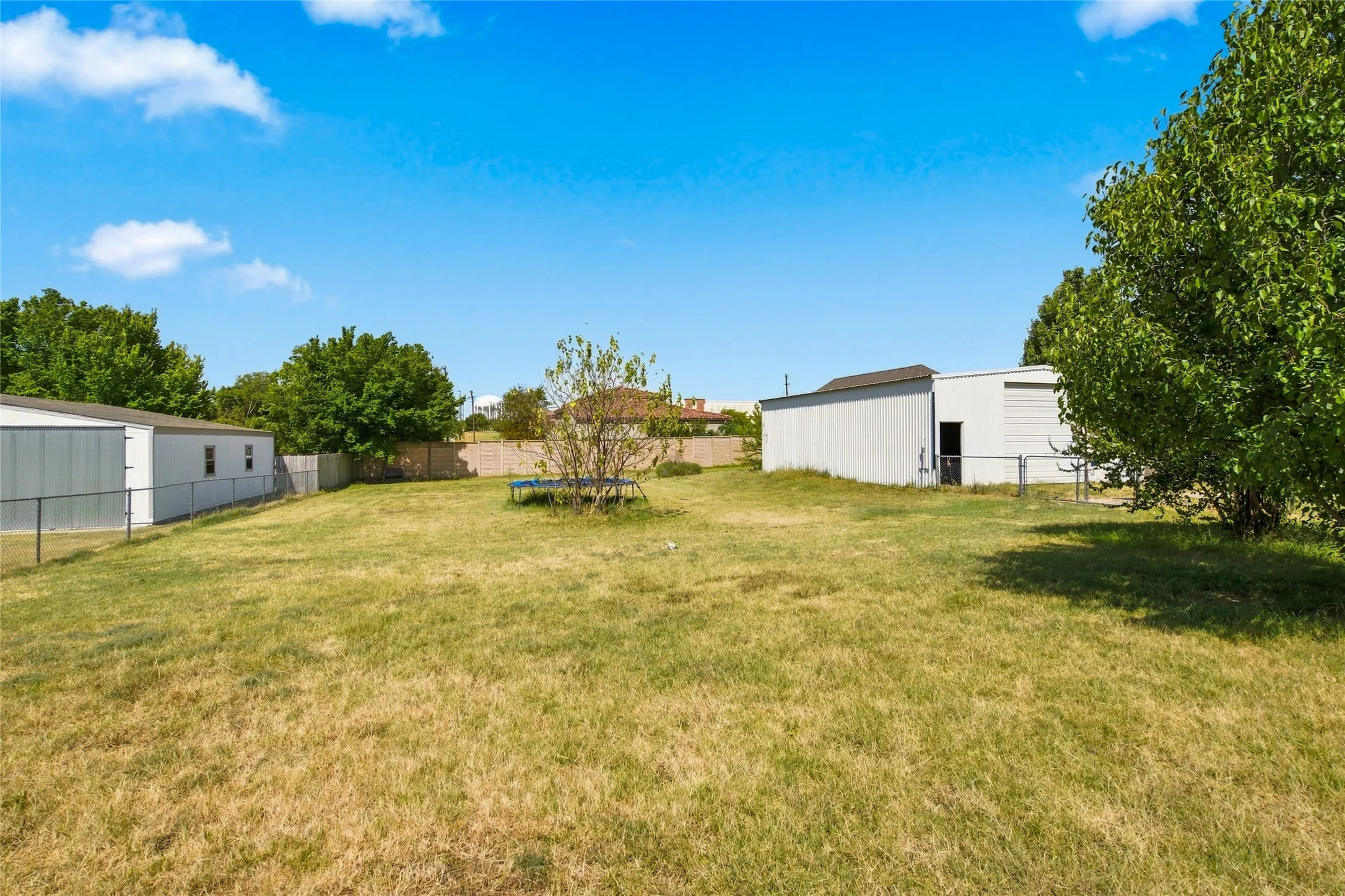 Improved Land For Sale in Tarrant County , 6800 Curtis Road, Colleyville, Texas 76034, 0, 0, Garage spaces, 0 Sqft, built in 1960, mls#21375644, Real Estate Agent in Colleyville, Homes For Sale in Tarrant county, Homes For Sale in Colleyville, Realtor in Colleyville Texas, Real Estate Brokerage Independent Realty Texas, Luminita Cordes Realtor