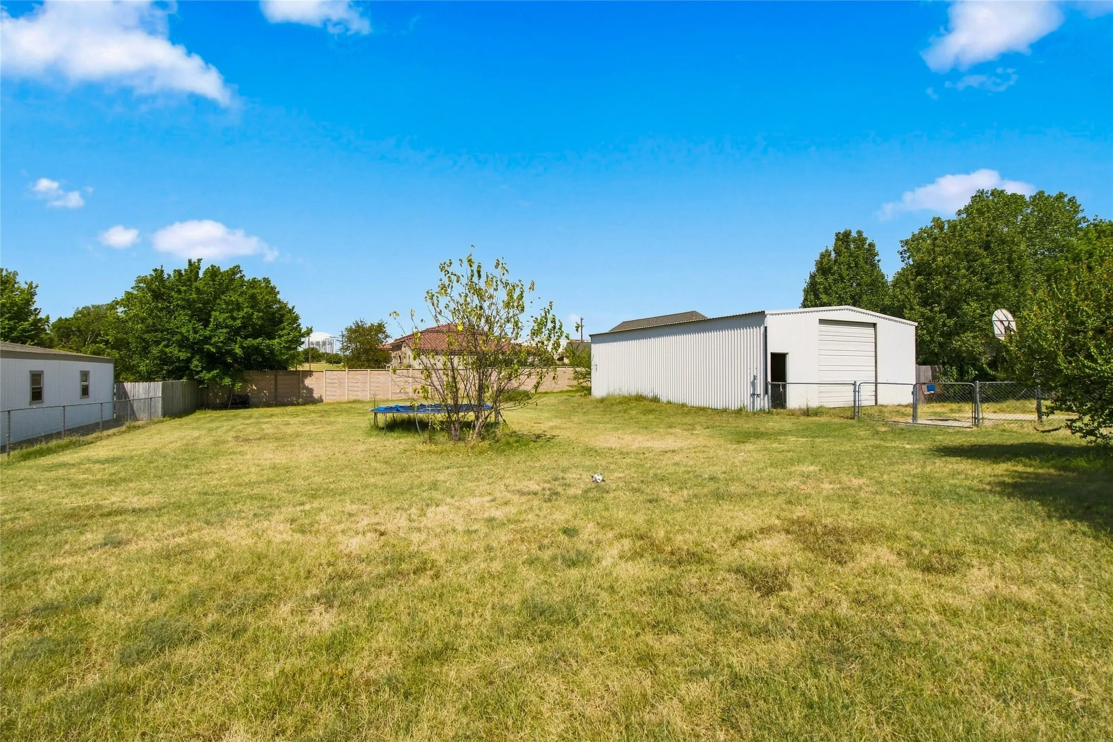 Improved Land For Sale in Tarrant County , 6800 Curtis Road, Colleyville, Texas 76034, 0, 0, Garage spaces, 0 Sqft, built in 1960, mls#21375644, Real Estate Agent in Colleyville, Homes For Sale in Tarrant county, Homes For Sale in Colleyville, Realtor in Colleyville Texas, Real Estate Brokerage Independent Realty Texas, Luminita Cordes Realtor