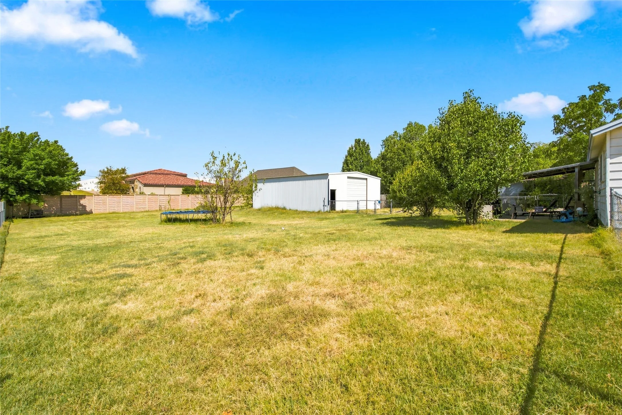 Improved Land For Sale in Tarrant County , 6800 Curtis Road, Colleyville, Texas 76034, 0, 0, Garage spaces, 0 Sqft, built in 1960, mls#21375644, Real Estate Agent in Colleyville, Homes For Sale in Tarrant county, Homes For Sale in Colleyville, Realtor in Colleyville Texas, Real Estate Brokerage Independent Realty Texas, Luminita Cordes Realtor