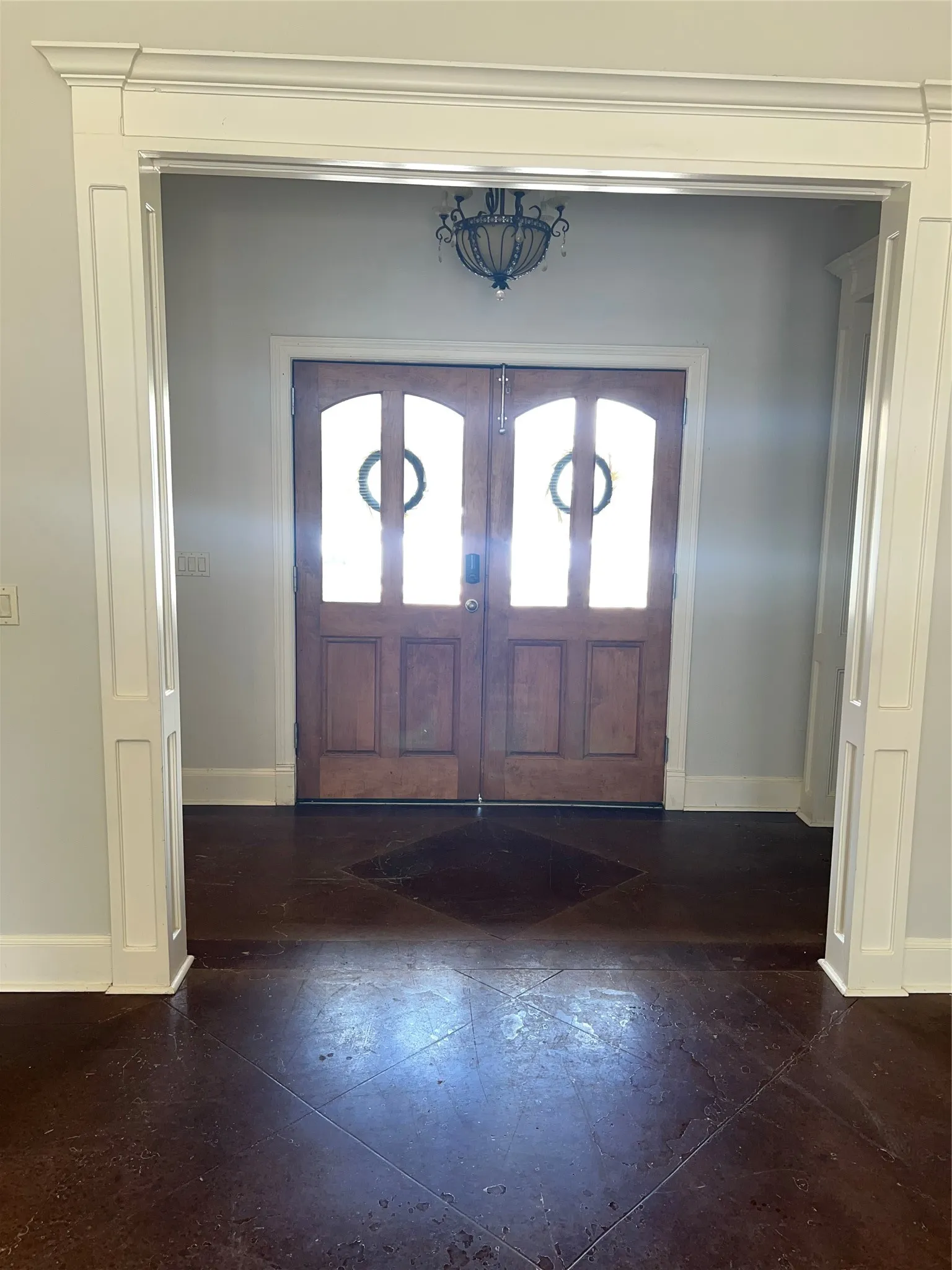 Single Family Residence For Sale in Smith County , 23211 Fm 1995, Lindale, Texas 75771, 3 Bedroom, 3 Bathroom, 2 Garage spaces, 2,618 Sqft, built in 2008, mls#21370570, Real Estate Agent in Lindale, Homes For Sale in Smith county, Homes For Sale in Lindale, Realtor in Lindale Texas, Real Estate Brokerage Independent Realty Texas, Luminita Cordes Realtor