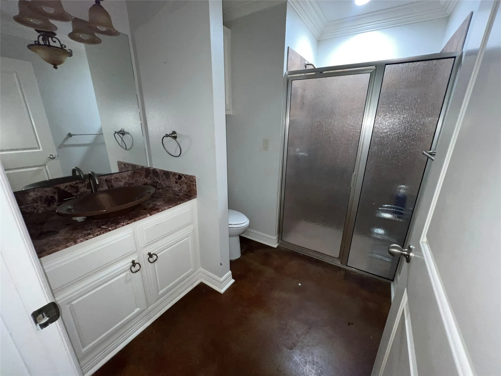 Single Family Residence For Sale in Smith County , 23211 Fm 1995, Lindale, Texas 75771, 3 Bedroom, 3 Bathroom, 2 Garage spaces, 2,618 Sqft, built in 2008, mls#21370570, Real Estate Agent in Lindale, Homes For Sale in Smith county, Homes For Sale in Lindale, Realtor in Lindale Texas, Real Estate Brokerage Independent Realty Texas, Luminita Cordes Realtor