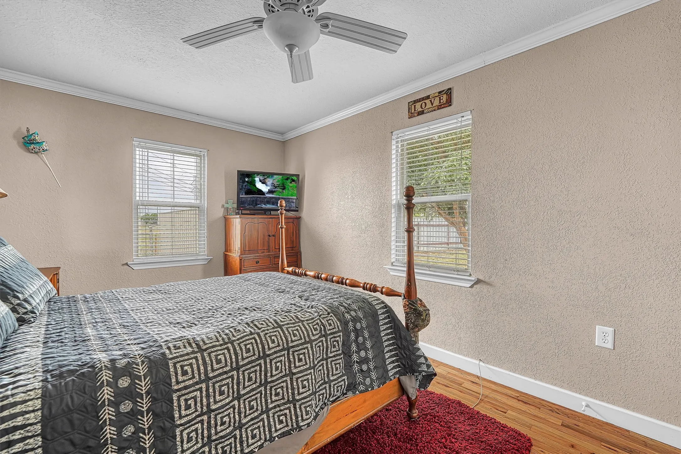 Single Family Residence For Sale in Wilbarger County , 125 Harrison Street, Vernon, Texas 76384, 4 Bedroom, 3 Bathroom, Garage spaces, 2,318 Sqft, built in 1958, mls#21376563, Real Estate Agent in Vernon, Homes For Sale in Wilbarger county, Homes For Sale in Vernon, Realtor in Vernon Texas, Real Estate Brokerage Independent Realty Texas, Luminita Cordes Realtor