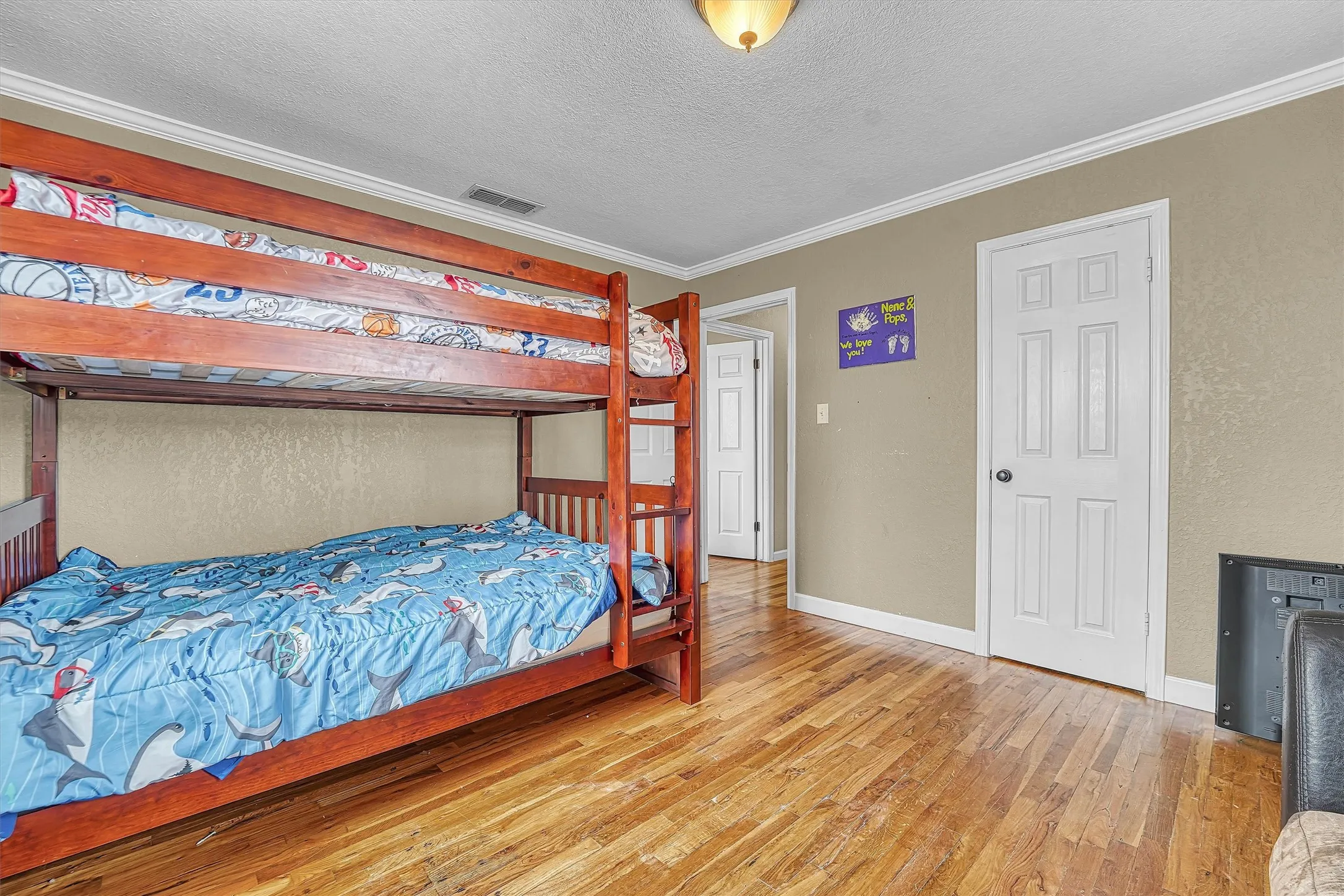 Single Family Residence For Sale in Wilbarger County , 125 Harrison Street, Vernon, Texas 76384, 4 Bedroom, 3 Bathroom, Garage spaces, 2,318 Sqft, built in 1958, mls#21376563, Real Estate Agent in Vernon, Homes For Sale in Wilbarger county, Homes For Sale in Vernon, Realtor in Vernon Texas, Real Estate Brokerage Independent Realty Texas, Luminita Cordes Realtor