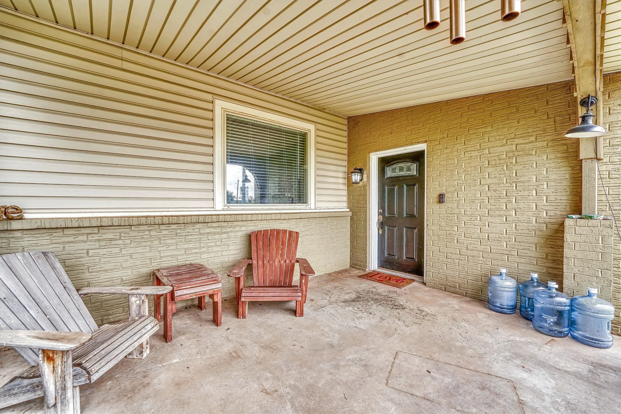 Single Family Residence For Sale in Wilbarger County , 125 Harrison Street, Vernon, Texas 76384, 4 Bedroom, 3 Bathroom, Garage spaces, 2,318 Sqft, built in 1958, mls#21376563, Real Estate Agent in Vernon, Homes For Sale in Wilbarger county, Homes For Sale in Vernon, Realtor in Vernon Texas, Real Estate Brokerage Independent Realty Texas, Luminita Cordes Realtor