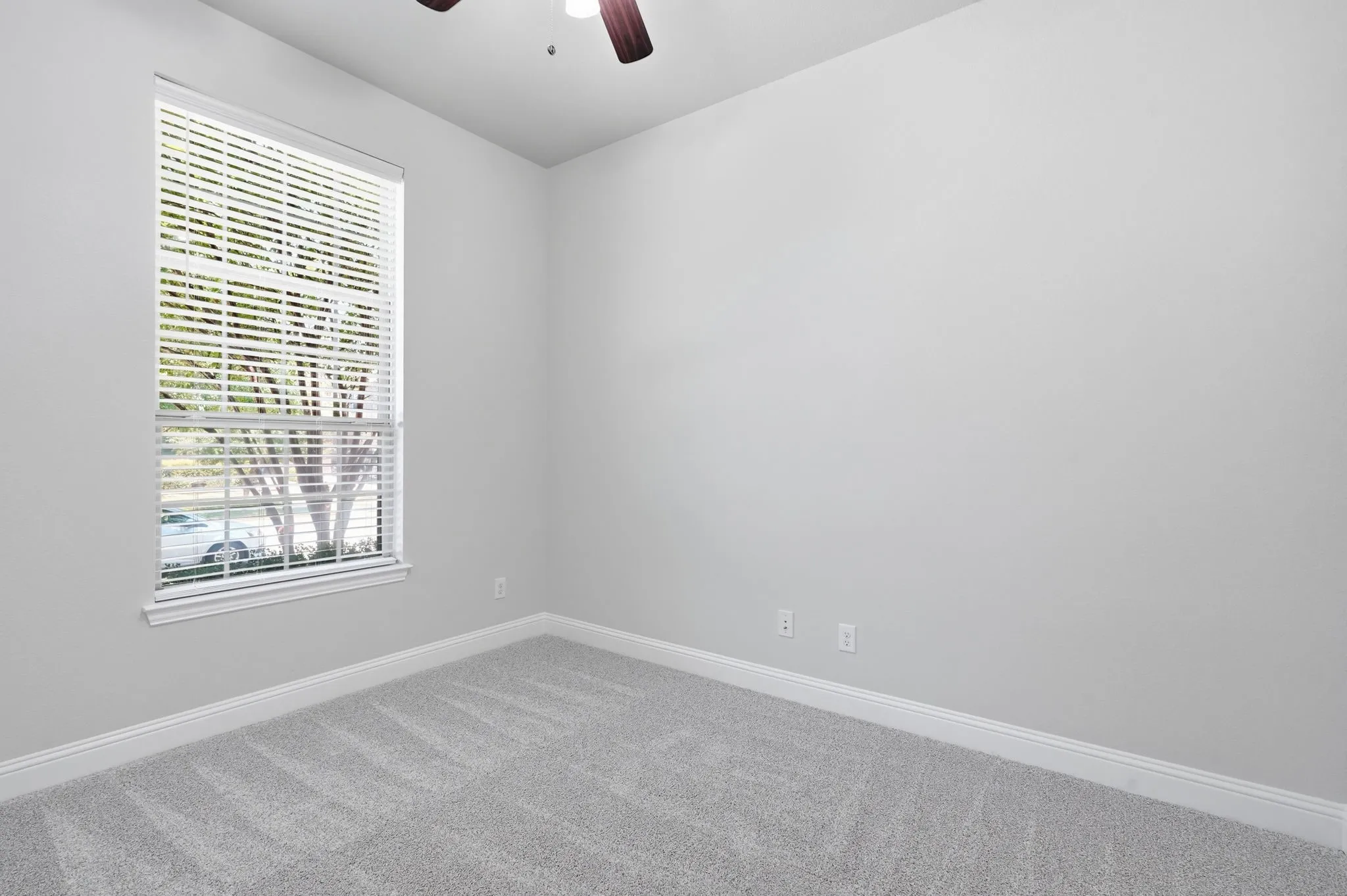 Single Family Residence For Sale in Denton County , 1529 8th Street, Argyle, Texas 76226, 3 Bedroom, 3 Bathroom, 2 Garage spaces, 2,296 Sqft, built in 2015, mls#21374317, Real Estate Agent in Argyle, Homes For Sale in Denton county, Homes For Sale in Argyle, Realtor in Argyle Texas, Real Estate Brokerage Independent Realty Texas, Luminita Cordes Realtor