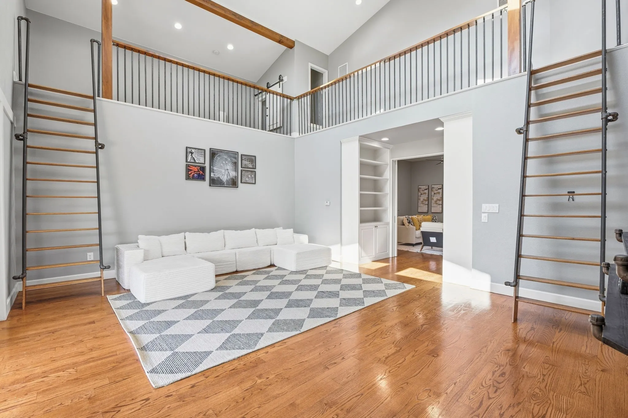 Bonus Room w/Loft