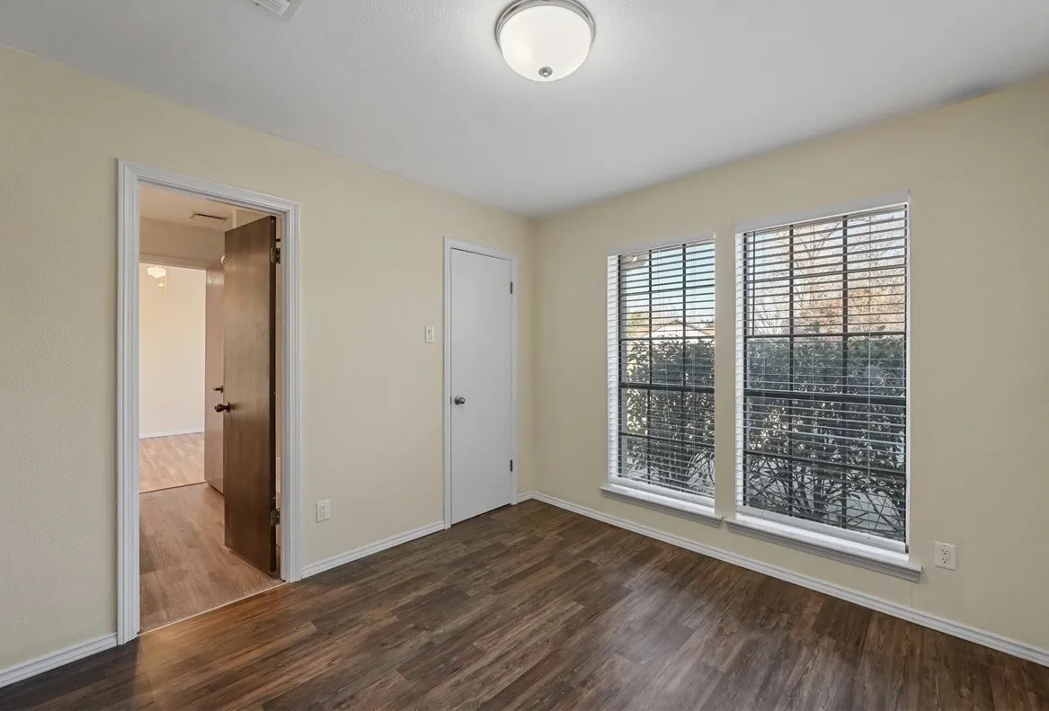 Single Family Residence For Rent in Tarrant County , 8721 Hidden Hill Drive, Fort Worth, Texas 76179, 3 Bedroom, 2 Bathroom, 2 Garage spaces, 1,869 Sqft, built in 1976, mls#21376427, Real Estate Agent in Fort Worth, Homes For Rent in Tarrant county, Homes For Rent in Fort Worth, Realtor in Fort Worth Texas, Real Estate Brokerage Independent Realty Texas, Luminita Cordes Realtor