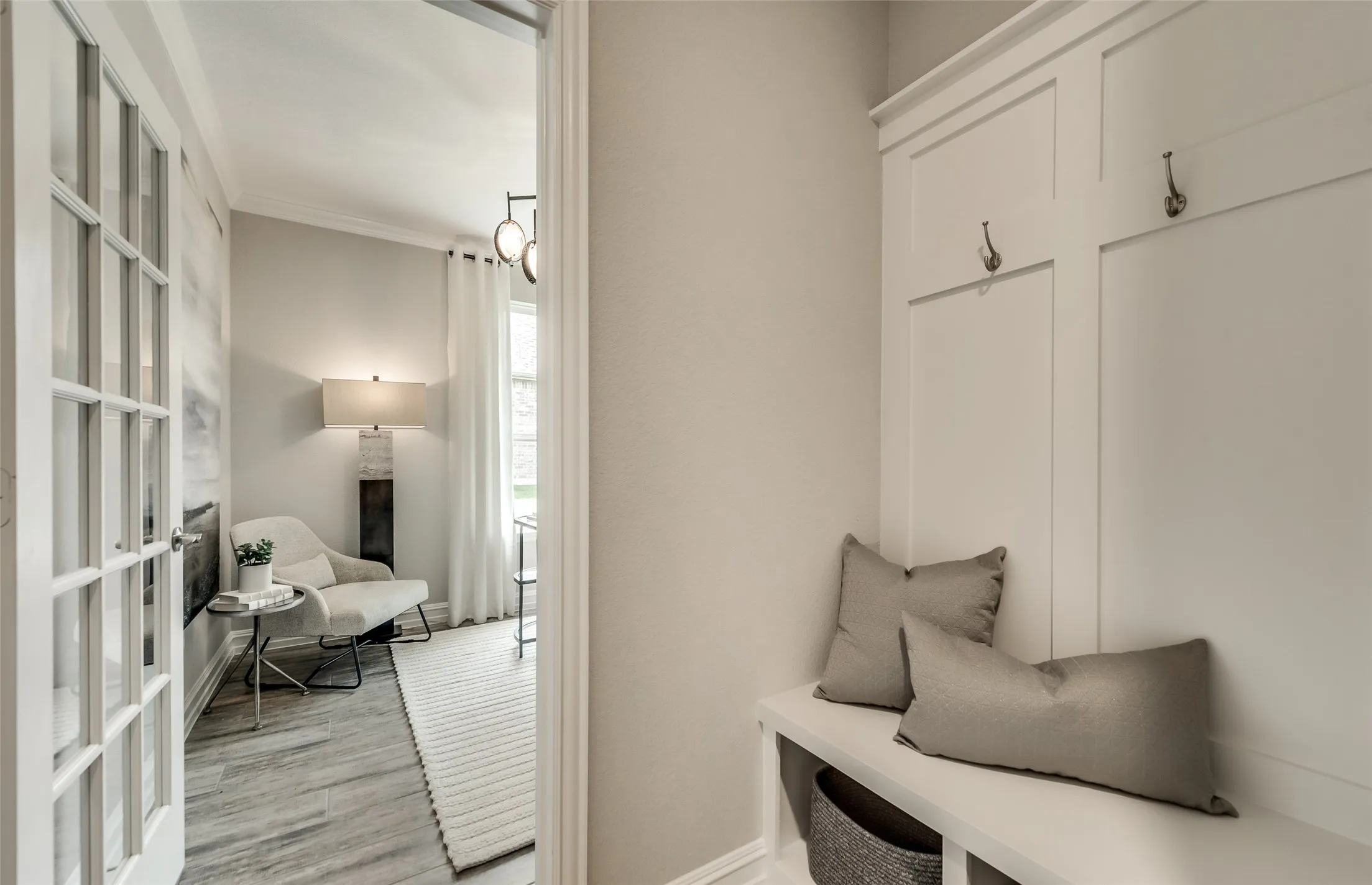 *Model Representation - Mud room