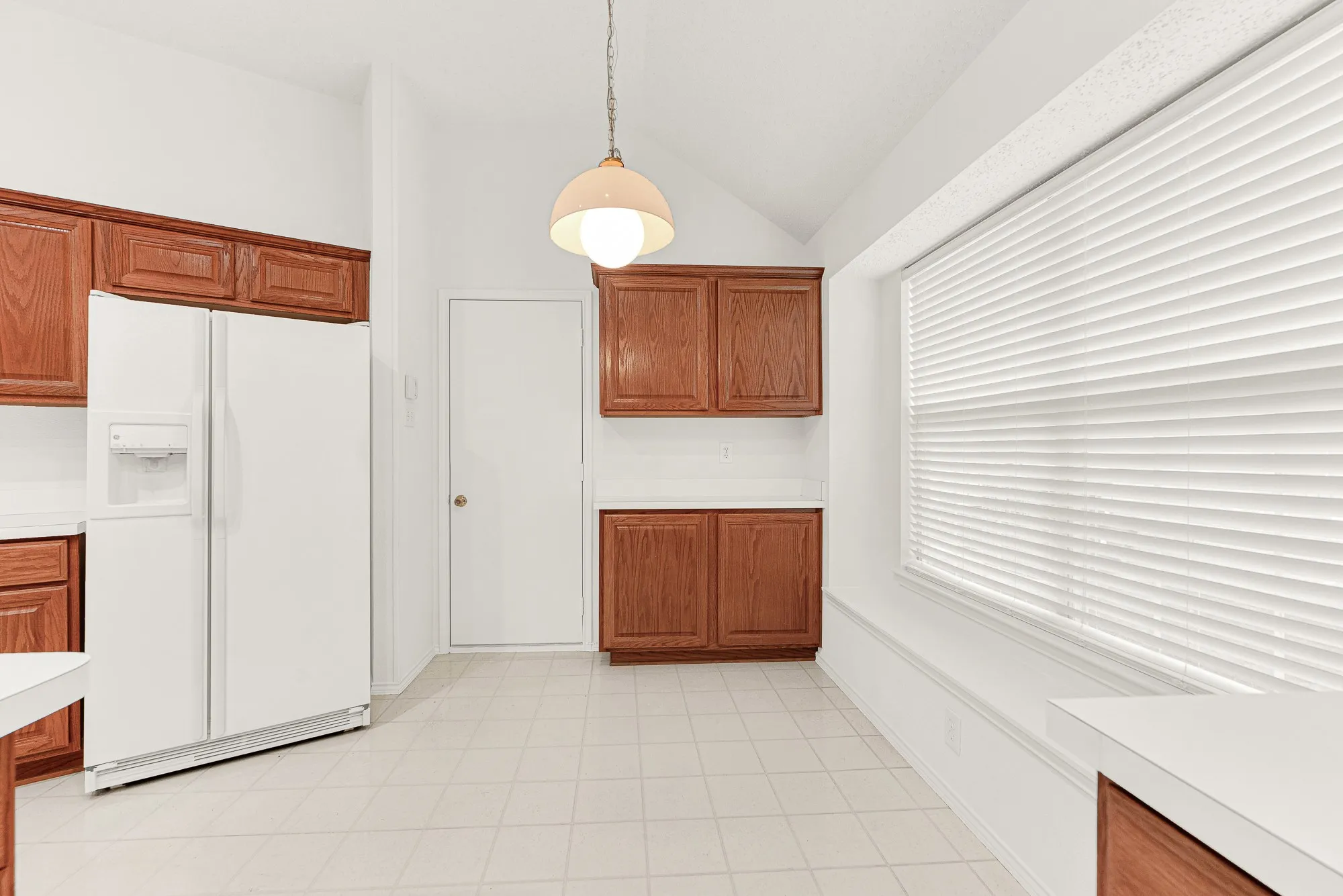 Single Family Residence For Sale in Collin County , 3211 Saint Pierre, Mc Kinney, Texas 75070, 4 Bedroom, 2 Bathroom, 2 Garage spaces, 2,042 Sqft, built in 1994, mls#21358433, Real Estate Agent in Mc Kinney, Homes For Sale in Collin county, Homes For Sale in Mc Kinney, Realtor in Mc Kinney Texas, Real Estate Brokerage Independent Realty Texas, Luminita Cordes Realtor