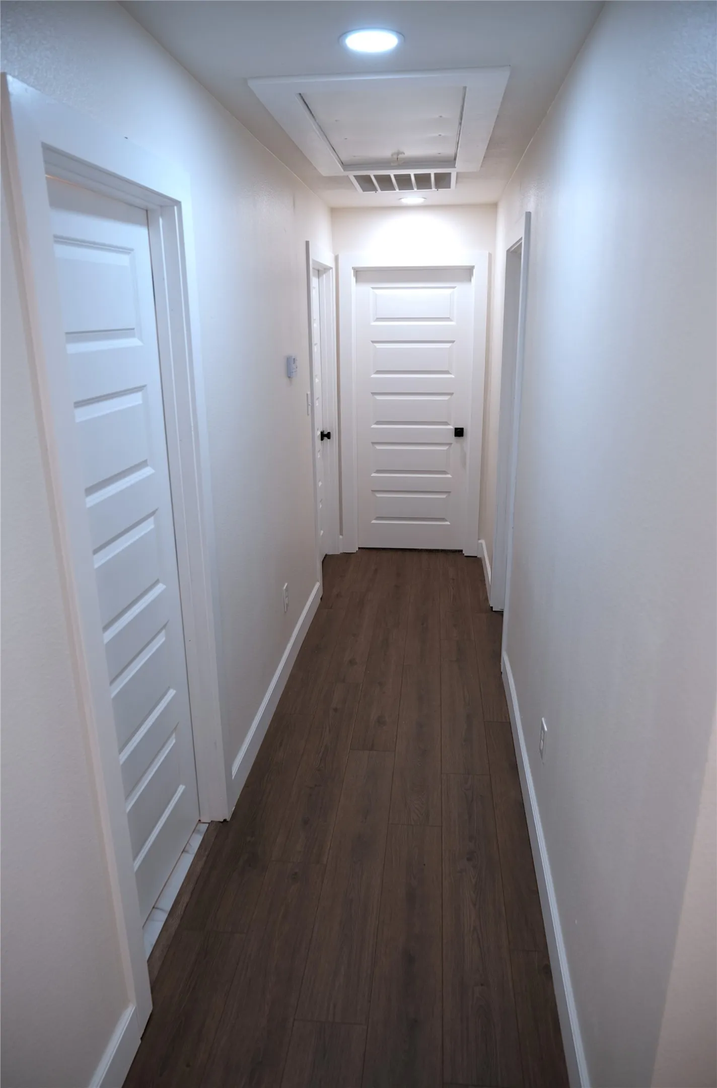 Single Family Residence For Sale in Grayson County , 17 Circle Drive, Denison, Texas 75021, 3 Bedroom, 2 Bathroom, 2 Garage spaces, 1,680 Sqft, built in 1962, mls#21375500, Real Estate Agent in Denison, Homes For Sale in Grayson county, Homes For Sale in Denison, Realtor in Denison Texas, Real Estate Brokerage Independent Realty Texas, Luminita Cordes Realtor