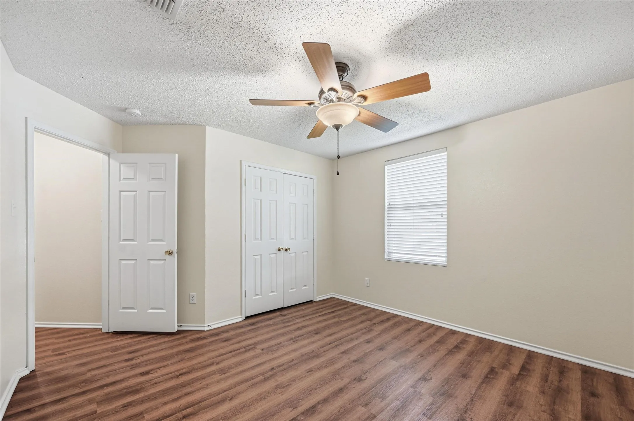 Single Family Residence For Rent in Collin County , 2932 Reata Drive, Wylie, Texas 75098, 4 Bedroom, 2 Bathroom, 2 Garage spaces, 2,088 Sqft, built in 2004, mls#21376604, Real Estate Agent in Wylie, Homes For Rent in Collin county, Homes For Rent in Wylie, Realtor in Wylie Texas, Real Estate Brokerage Independent Realty Texas, Luminita Cordes Realtor