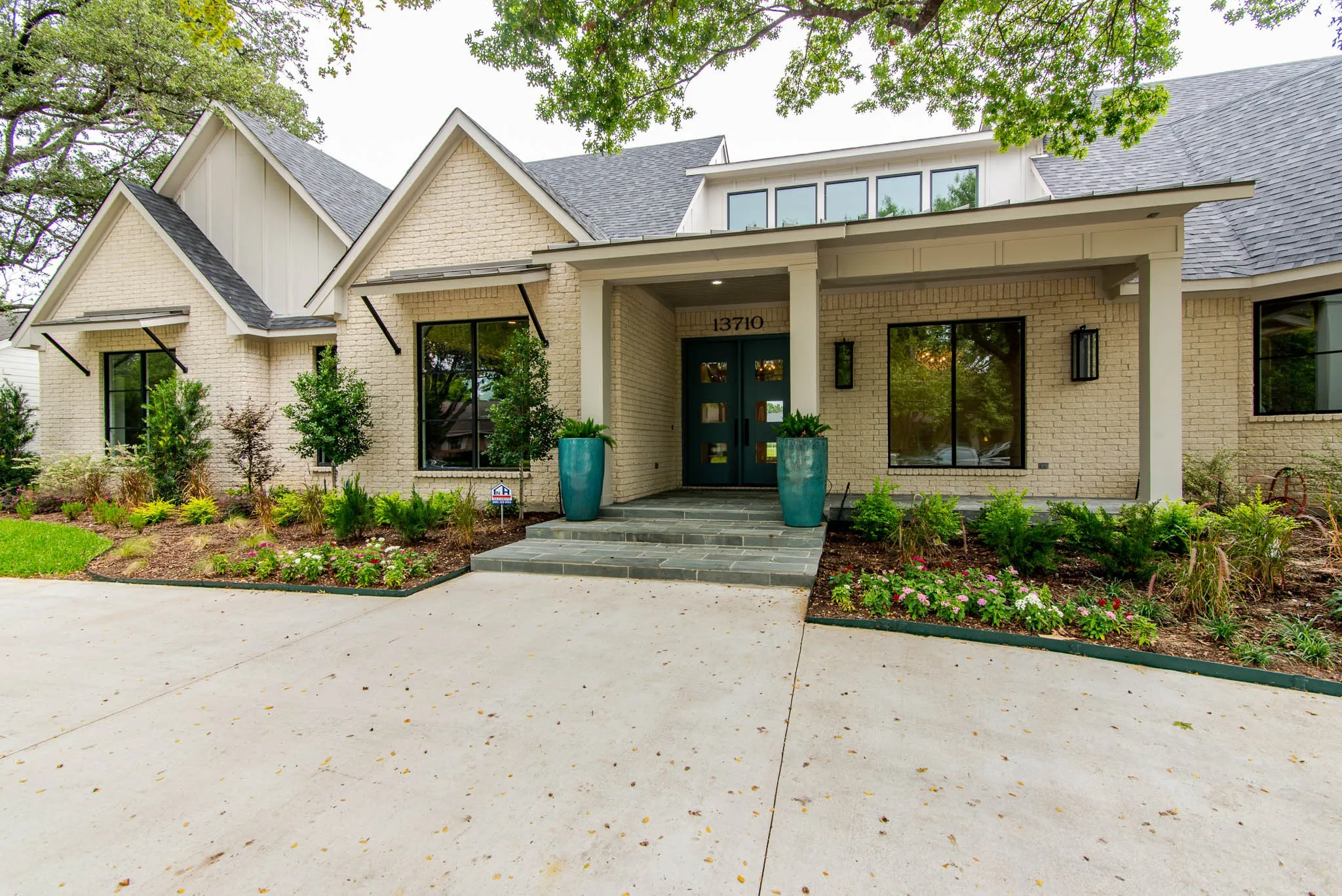 Single Family Residence For Sale in Dallas County , 13710 Braemar Drive, Farmers Branch, Texas 75234, 5 Bedroom, 5 Bathroom, 3 Garage spaces, 4,838 Sqft, built in 2020, mls#21376444, Real Estate Agent in Farmers Branch, Homes For Sale in Dallas county, Homes For Sale in Farmers Branch, Realtor in Farmers Branch Texas, Real Estate Brokerage Independent Realty Texas, Luminita Cordes Realtor