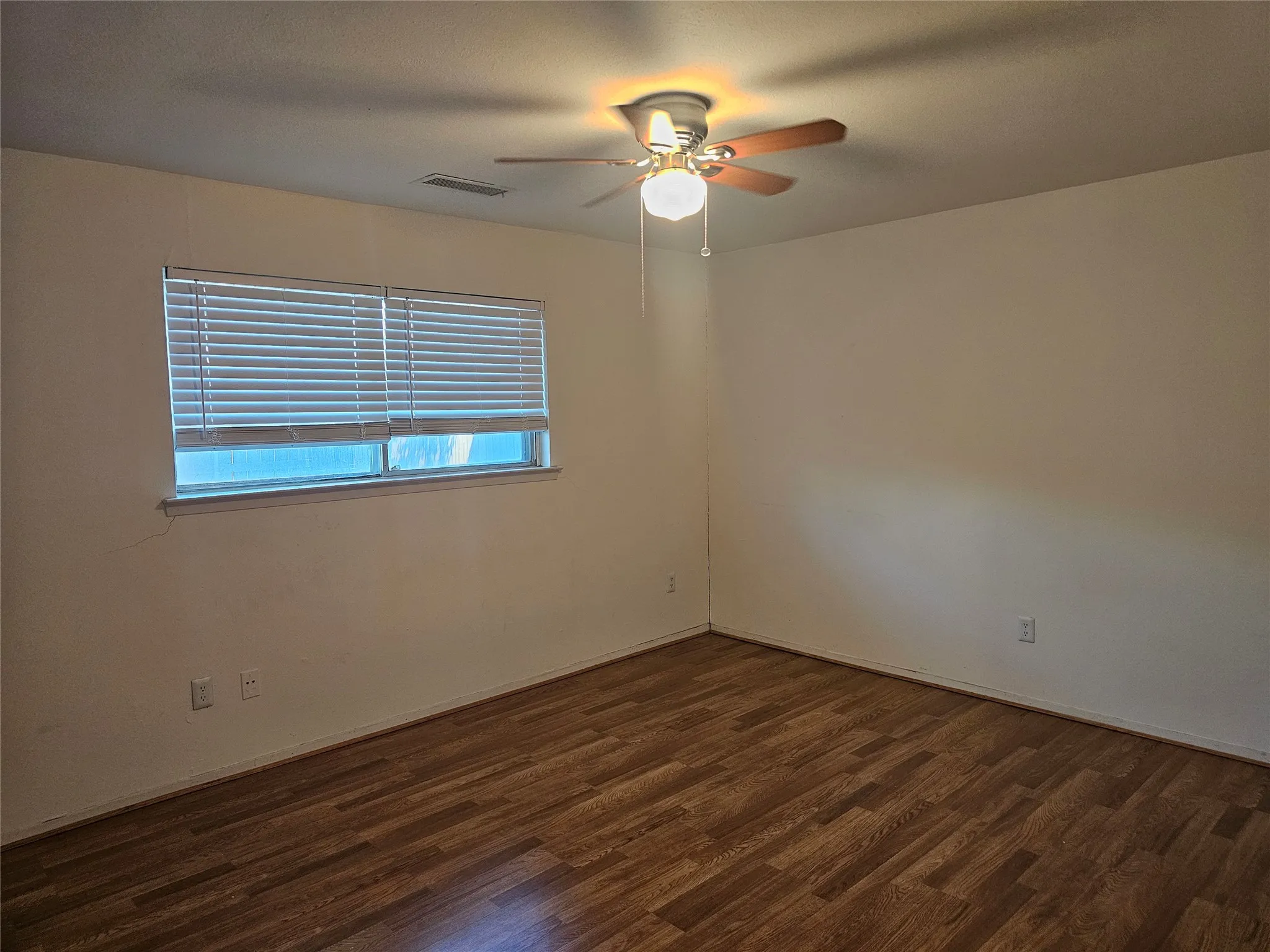 Single Family Residence For Rent in Dallas County , 7016 Briarmeadow Drive, Dallas, Texas 75230, 3 Bedroom, 2 Bathroom, 2 Garage spaces, 1,731 Sqft, built in 1965, mls#21376611, Real Estate Agent in Dallas, Homes For Rent in Dallas county, Homes For Rent in Dallas, Realtor in Dallas Texas, Real Estate Brokerage Independent Realty Texas, Luminita Cordes Realtor