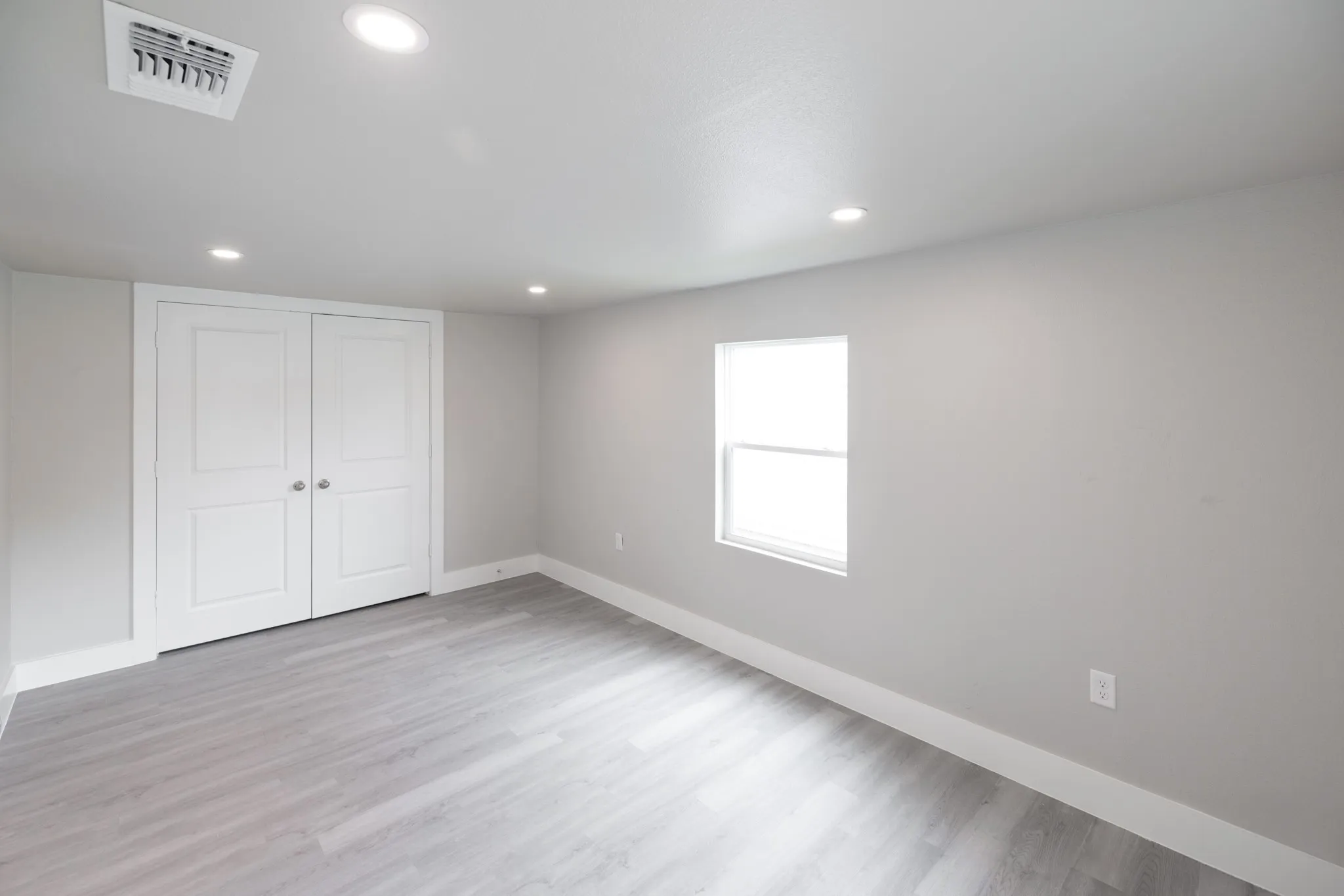 Single Family Residence For Sale in Taylor County , 1434 Lillius Street, Abilene, Texas 79603, 3 Bedroom, 1 Bathroom, Garage spaces, 994 Sqft, built in 1950, mls#21368900, Real Estate Agent in Abilene, Homes For Sale in Taylor county, Homes For Sale in Abilene, Realtor in Abilene Texas, Real Estate Brokerage Independent Realty Texas, Luminita Cordes Realtor