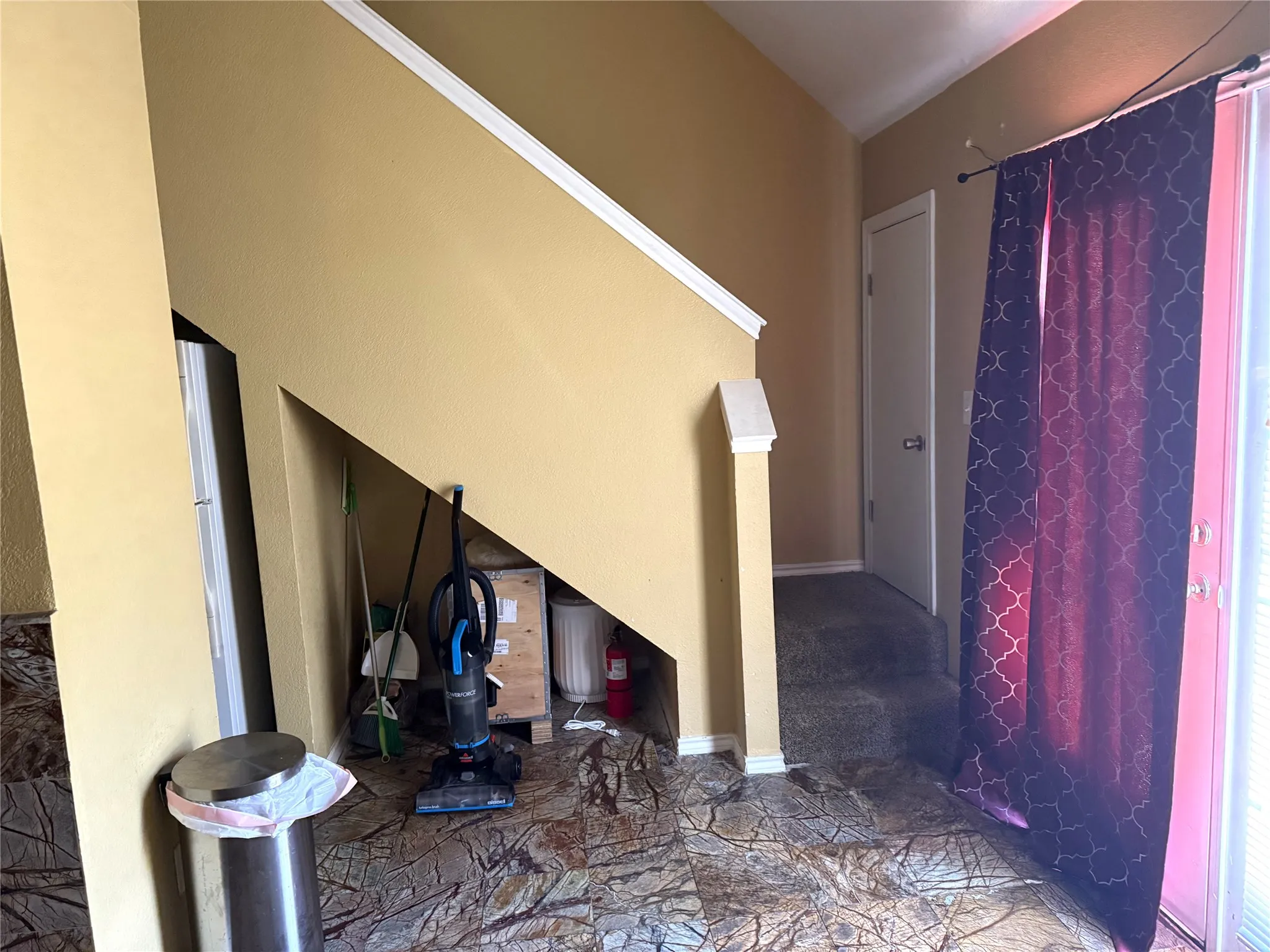 Condominium For Sale in Dallas County , 9825 Walnut Street M 207, Dallas, Texas 75243, 2 Bedroom, 1 Bathroom, Garage spaces, 931 Sqft, built in 1983, mls#21374923, Real Estate Agent in Dallas, Homes For Sale in Dallas county, Homes For Sale in Dallas, Realtor in Dallas Texas, Real Estate Brokerage Independent Realty Texas, Luminita Cordes Realtor