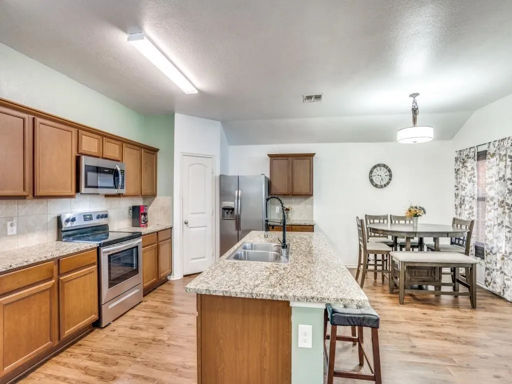 Single Family Residence For Rent in Collin County , 1434 Meadow Creek Drive, Princeton, Texas 75407, 4 Bedroom, 2 Bathroom, 2 Garage spaces, 1,590 Sqft, built in 2016, mls#21376619, Real Estate Agent in Princeton, Homes For Rent in Collin county, Homes For Rent in Princeton, Realtor in Princeton Texas, Real Estate Brokerage Independent Realty Texas, Luminita Cordes Realtor