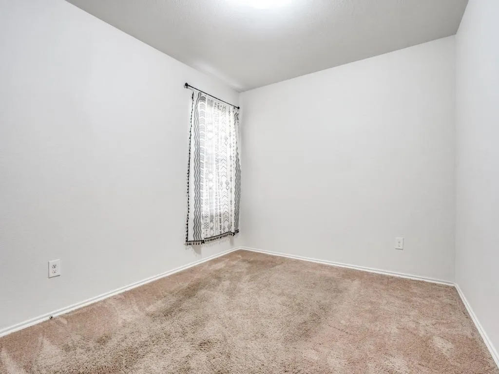 Single Family Residence For Rent in Collin County , 1434 Meadow Creek Drive, Princeton, Texas 75407, 4 Bedroom, 2 Bathroom, 2 Garage spaces, 1,590 Sqft, built in 2016, mls#21376619, Real Estate Agent in Princeton, Homes For Rent in Collin county, Homes For Rent in Princeton, Realtor in Princeton Texas, Real Estate Brokerage Independent Realty Texas, Luminita Cordes Realtor