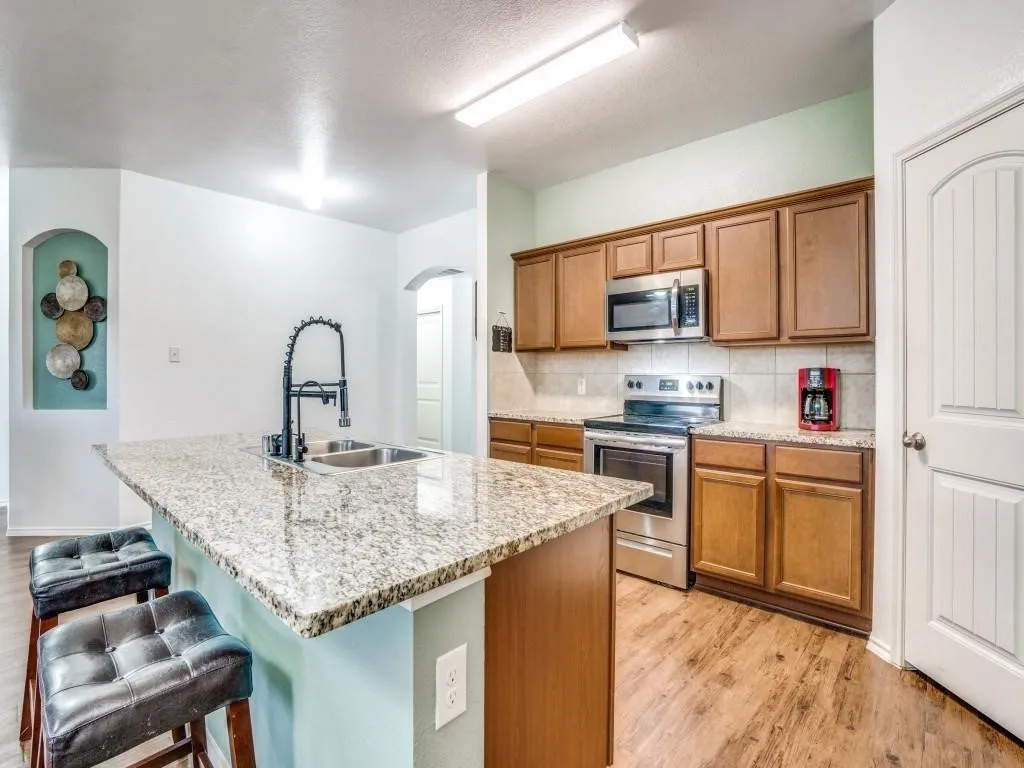 Single Family Residence For Rent in Collin County , 1434 Meadow Creek Drive, Princeton, Texas 75407, 4 Bedroom, 2 Bathroom, 2 Garage spaces, 1,590 Sqft, built in 2016, mls#21376619, Real Estate Agent in Princeton, Homes For Rent in Collin county, Homes For Rent in Princeton, Realtor in Princeton Texas, Real Estate Brokerage Independent Realty Texas, Luminita Cordes Realtor