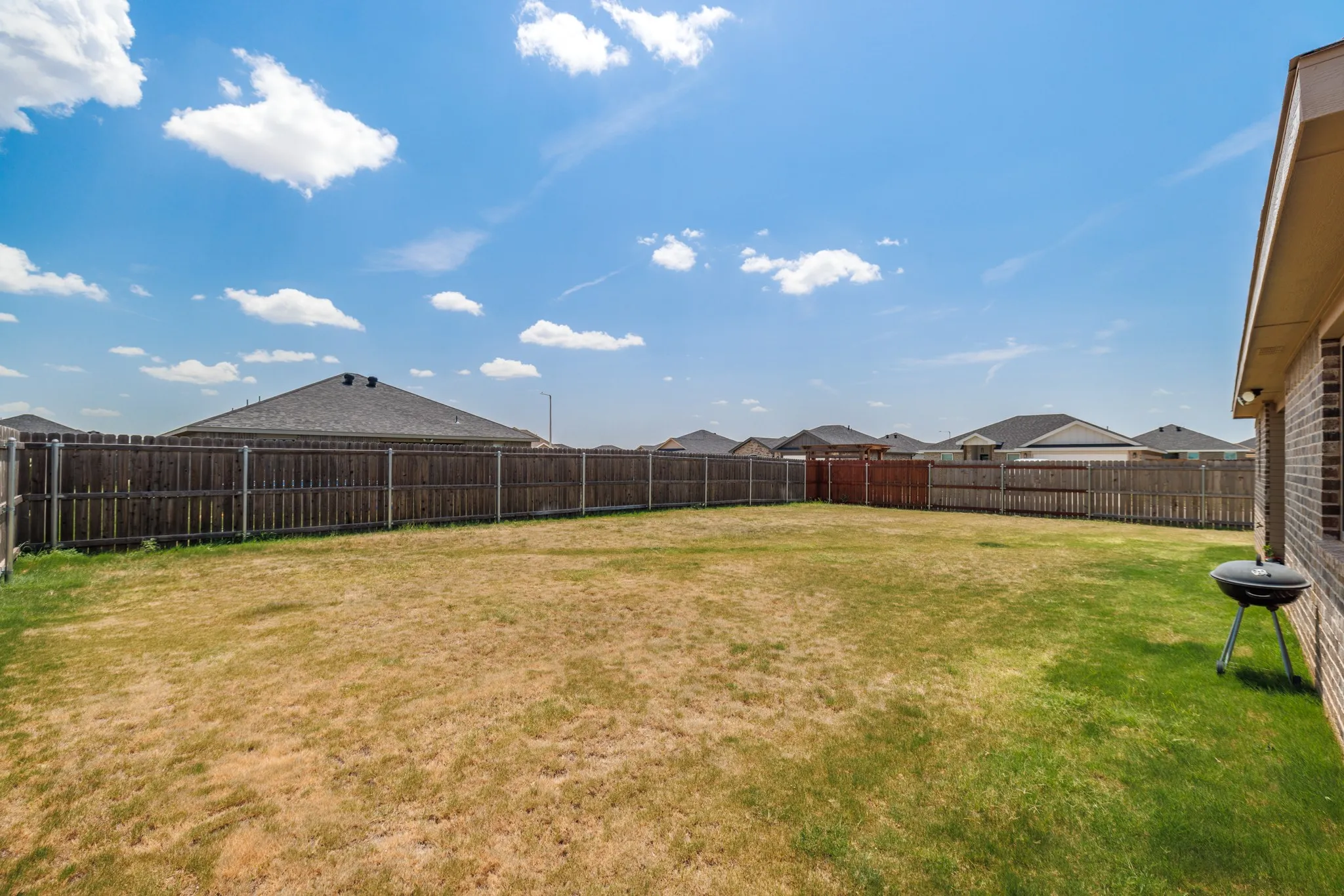 Single Family Residence For Rent in Taylor County , 1839 Sweetwater Lane, Abilene, Texas 79602, 3 Bedroom, 2 Bathroom, 2 Garage spaces, 1,257 Sqft, built in 2024, mls#21356306, Real Estate Agent in Abilene, Homes For Rent in Taylor county, Homes For Rent in Abilene, Realtor in Abilene Texas, Real Estate Brokerage Independent Realty Texas, Luminita Cordes Realtor