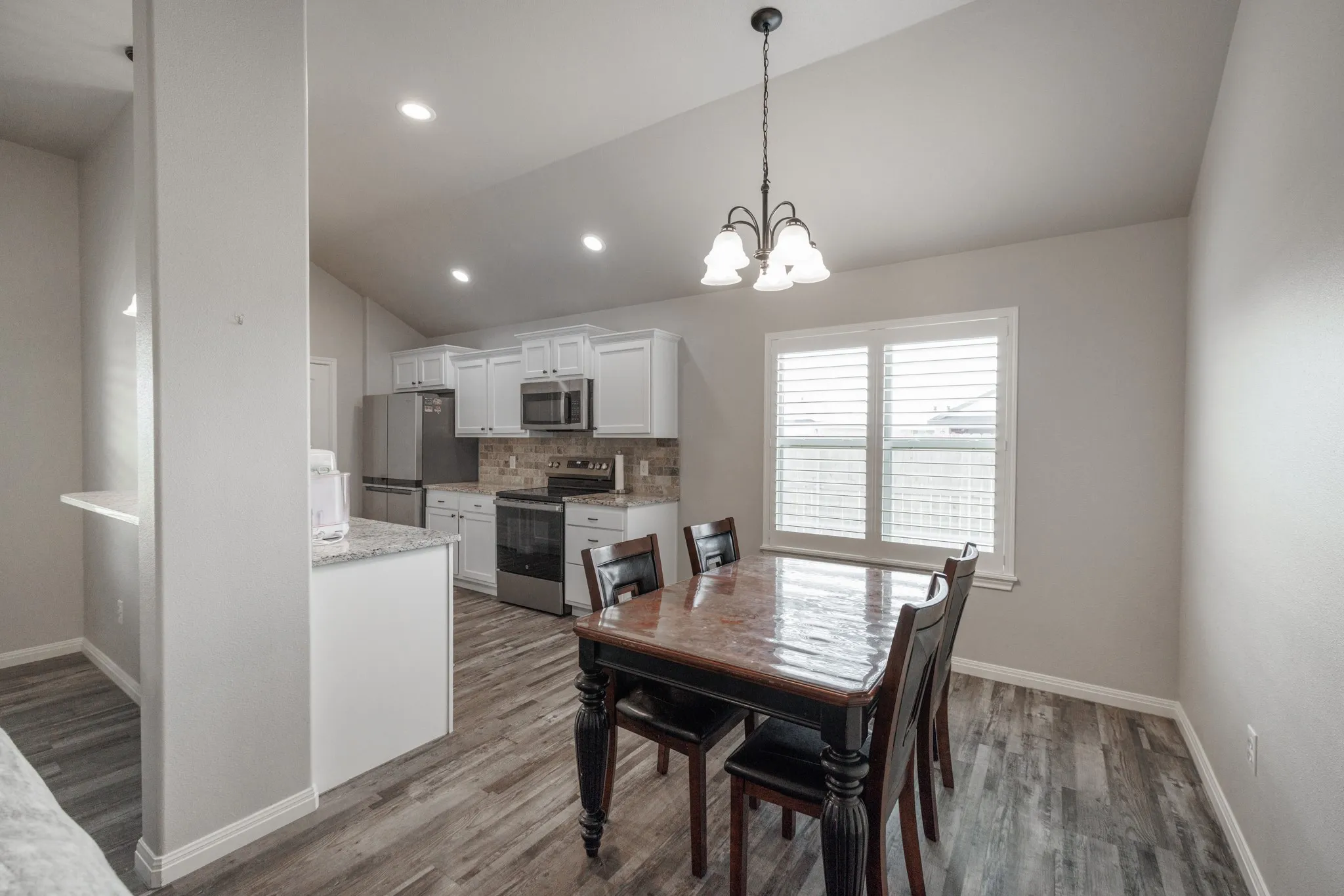 Single Family Residence For Rent in Taylor County , 1839 Sweetwater Lane, Abilene, Texas 79602, 3 Bedroom, 2 Bathroom, 2 Garage spaces, 1,257 Sqft, built in 2024, mls#21356306, Real Estate Agent in Abilene, Homes For Rent in Taylor county, Homes For Rent in Abilene, Realtor in Abilene Texas, Real Estate Brokerage Independent Realty Texas, Luminita Cordes Realtor