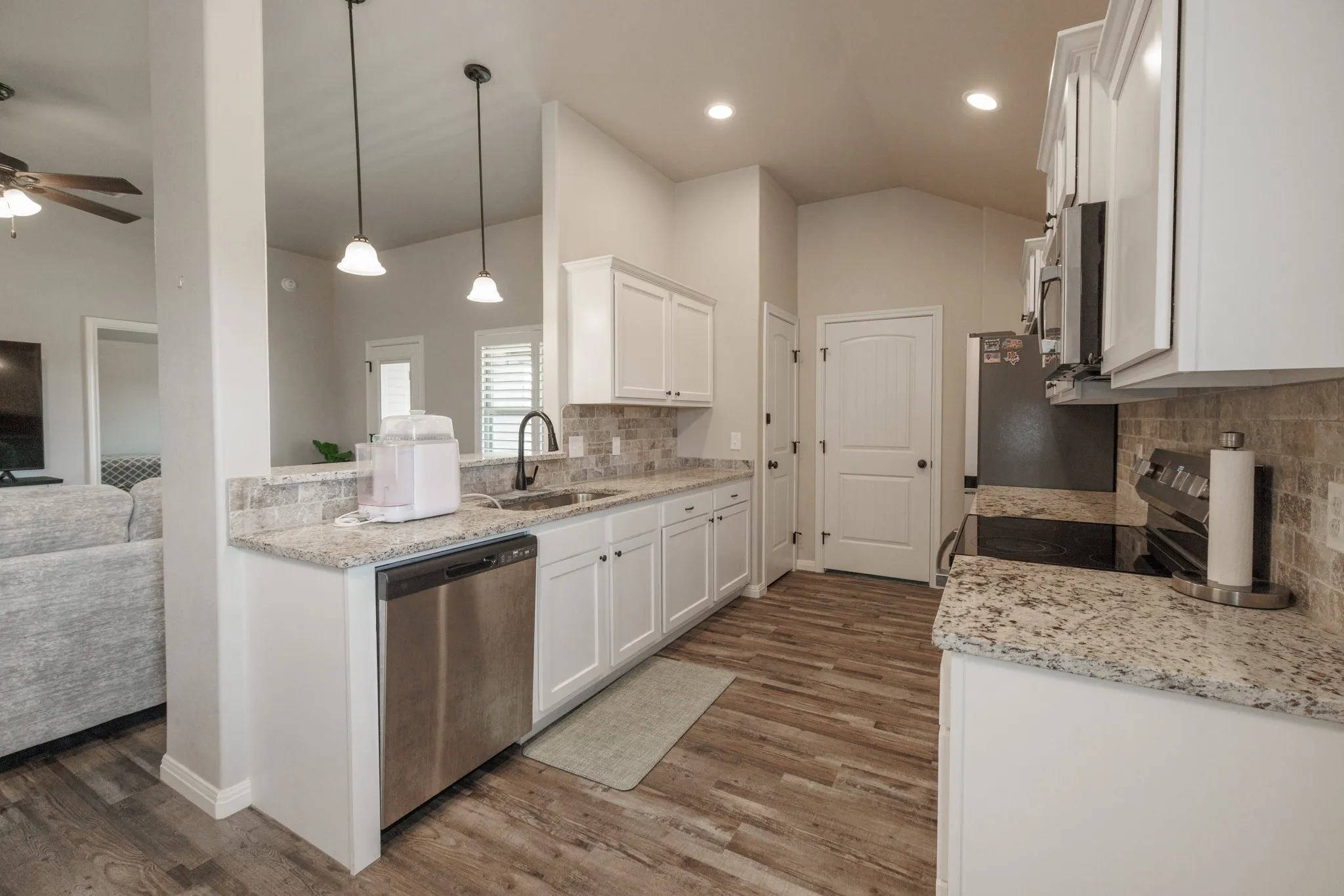 Single Family Residence For Rent in Taylor County , 1839 Sweetwater Lane, Abilene, Texas 79602, 3 Bedroom, 2 Bathroom, 2 Garage spaces, 1,257 Sqft, built in 2024, mls#21356306, Real Estate Agent in Abilene, Homes For Rent in Taylor county, Homes For Rent in Abilene, Realtor in Abilene Texas, Real Estate Brokerage Independent Realty Texas, Luminita Cordes Realtor