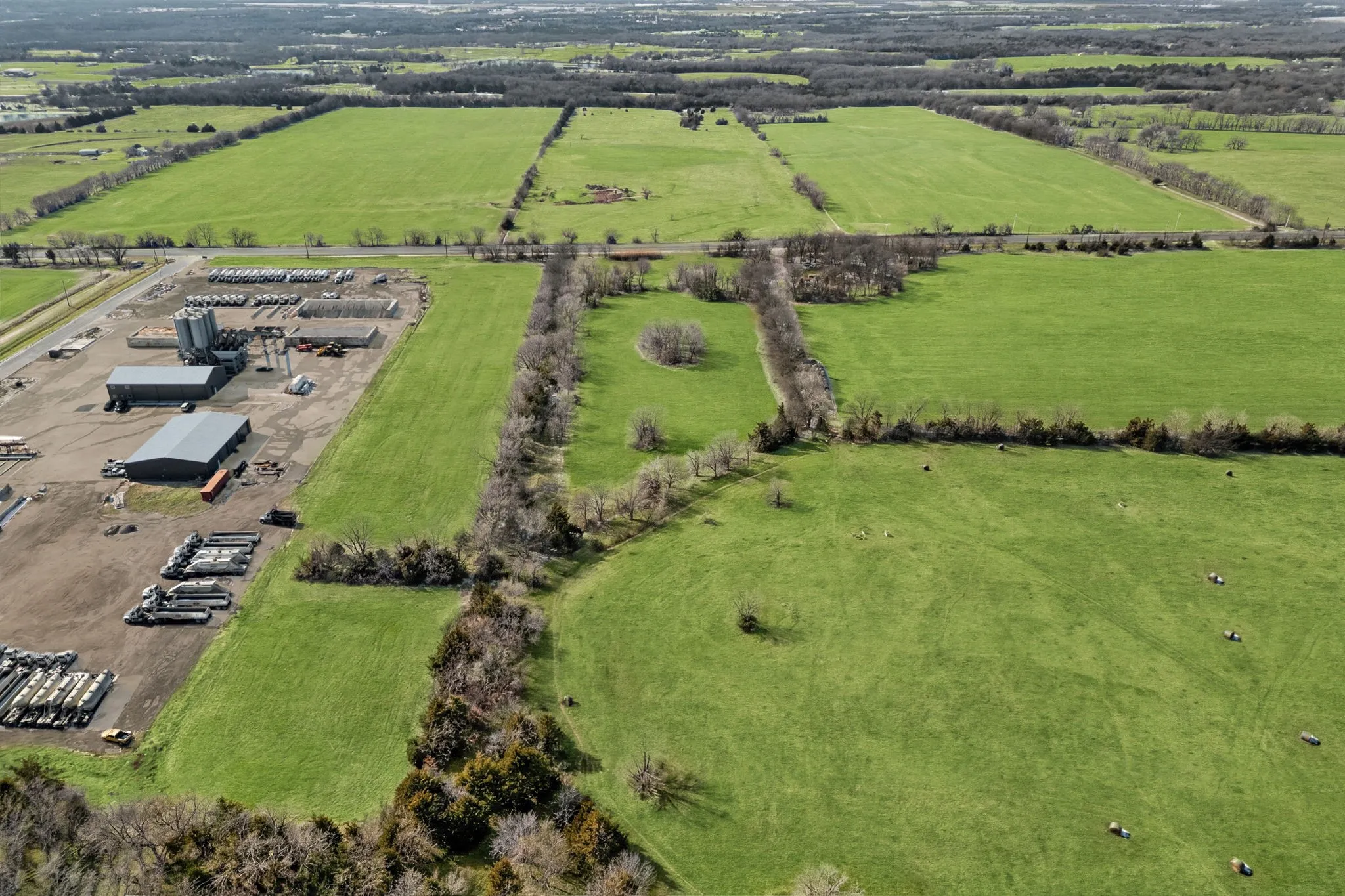 Unimproved Land For Sale in Grayson County , TBD State Hwy 160, Whitewright, Texas 75491, 0, 0, Garage spaces, 0 Sqft, built in 0, mls#21375404, Real Estate Agent in Whitewright, Homes For Sale in Grayson county, Homes For Sale in Whitewright, Realtor in Whitewright Texas, Real Estate Brokerage Independent Realty Texas, Luminita Cordes Realtor