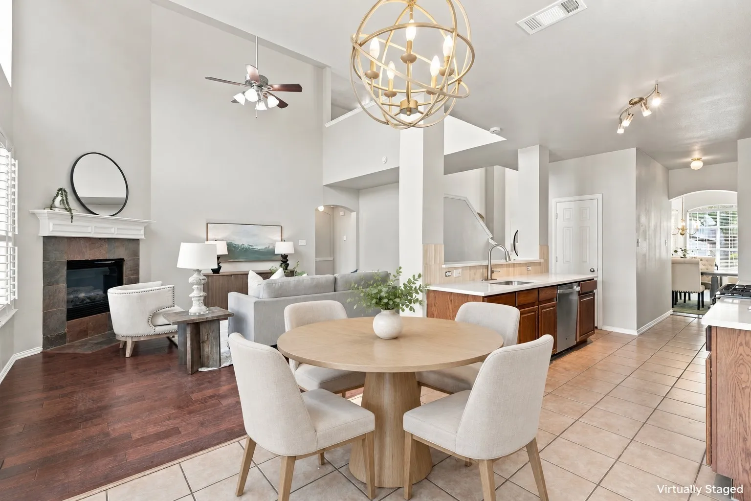 Single Family Residence For Sale in Collin County , 5416 Ridgepass Lane, Mc Kinney, Texas 75071, 4 Bedroom, 4 Bathroom, 3 Garage spaces, 3,003 Sqft, built in 2006, mls#21376578, Real Estate Agent in Mc Kinney, Homes For Sale in Collin county, Homes For Sale in Mc Kinney, Realtor in Mc Kinney Texas, Real Estate Brokerage Independent Realty Texas, Luminita Cordes Realtor