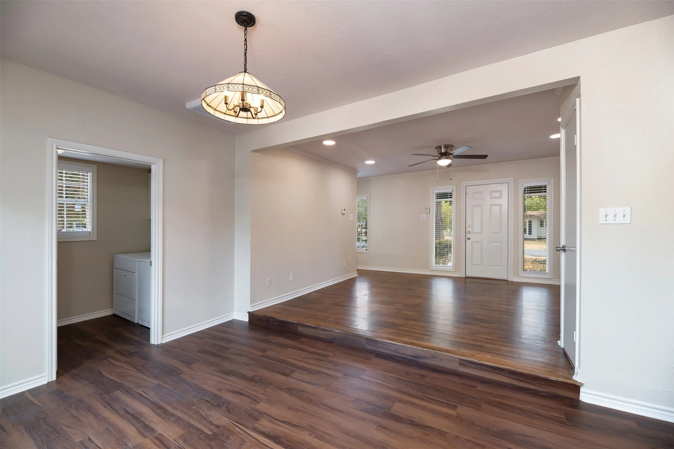 Single Family Residence For Rent in Dallas County , 8823 San Benito Way, Dallas, Texas 75218, 2 Bedroom, 2 Bathroom, Garage spaces, 1,200 Sqft, built in 1933, mls#21376638, Real Estate Agent in Dallas, Homes For Rent in Dallas county, Homes For Rent in Dallas, Realtor in Dallas Texas, Real Estate Brokerage Independent Realty Texas, Luminita Cordes Realtor